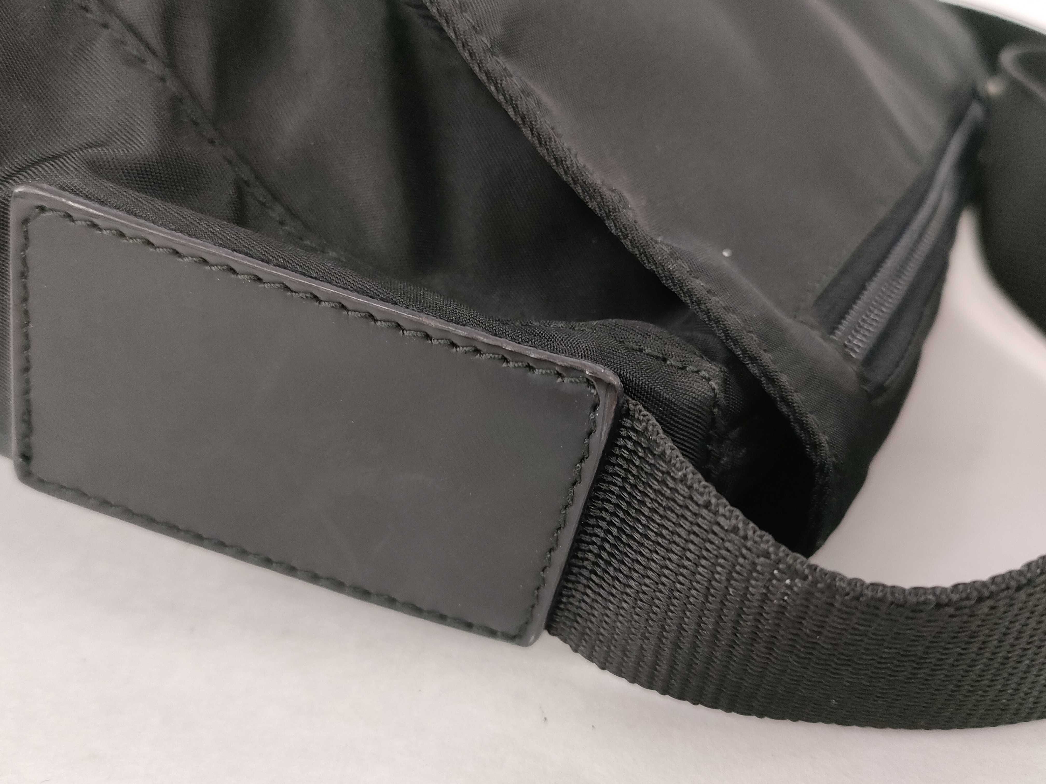 Nylon Prada Shoulder Bag Messenger Nylon Triangle Logo Shoulder Bag — view 5
