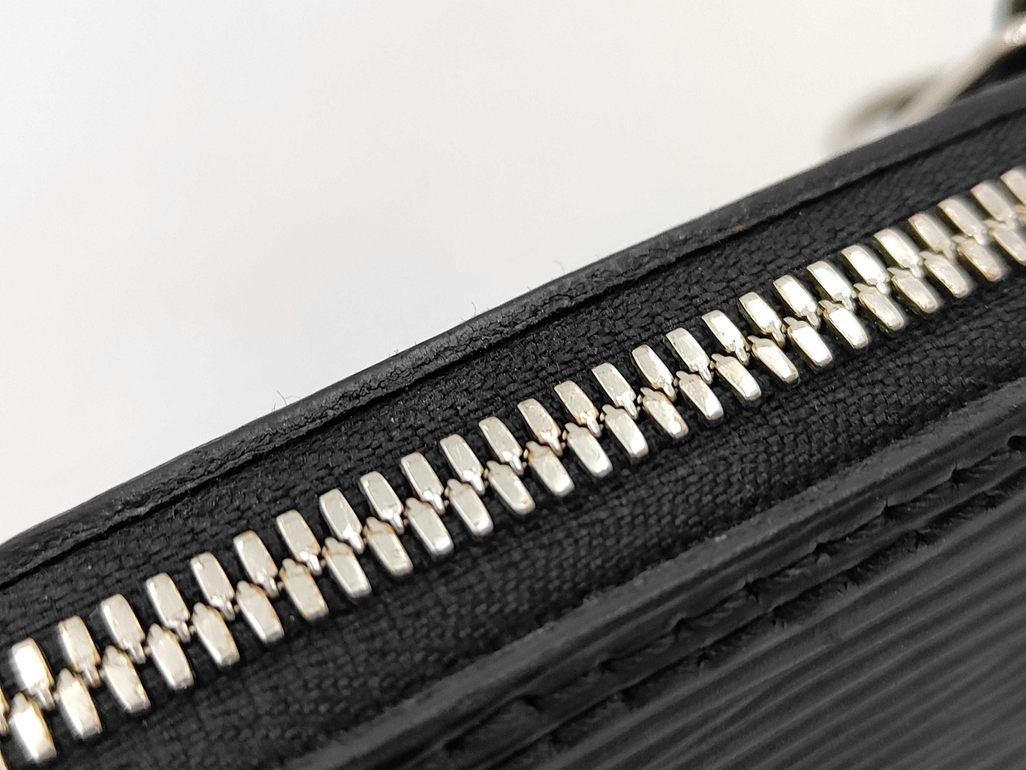 Epi Alma BB M40862 Handbag AA0169 Bag — view 8