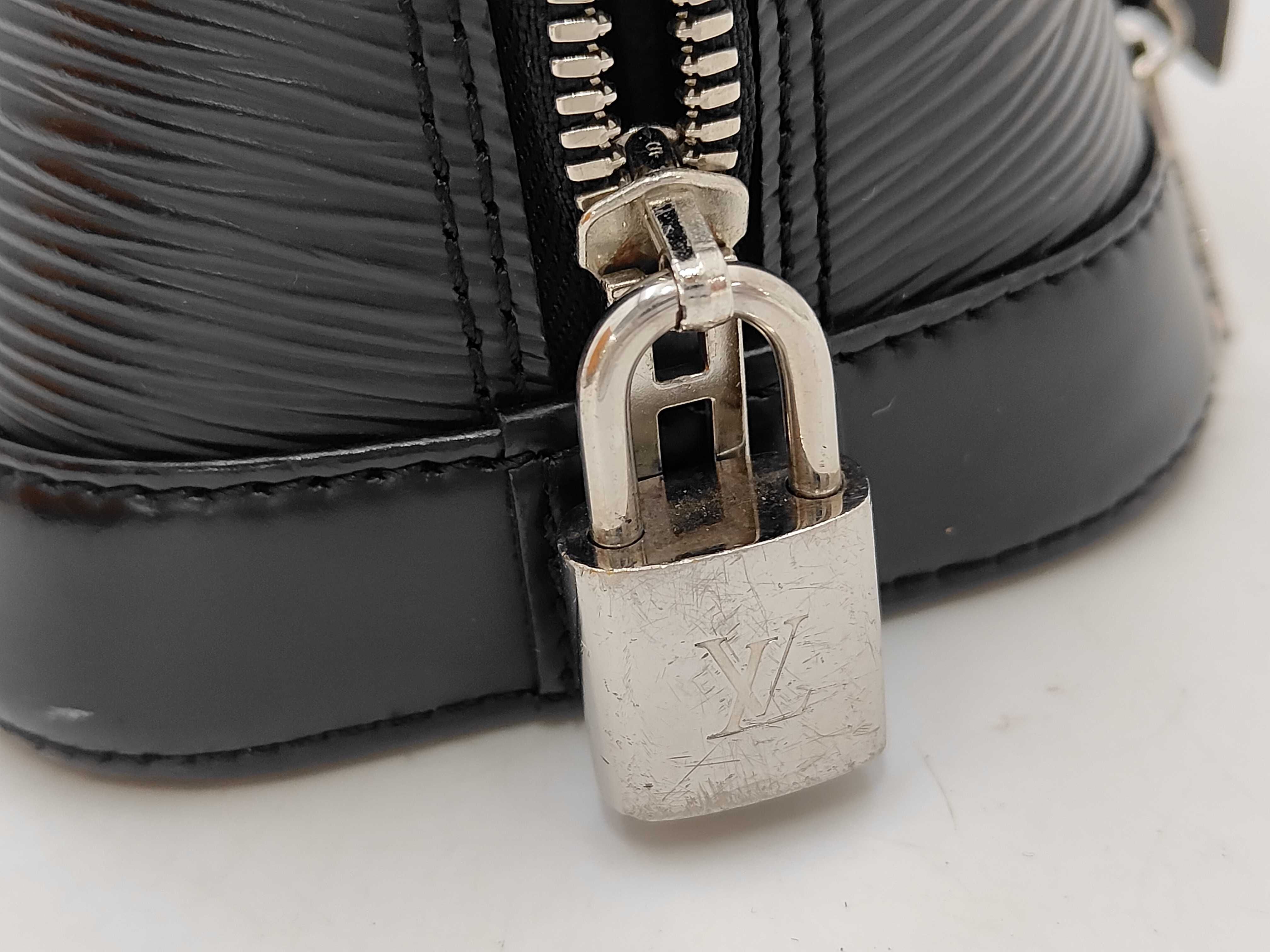 Epi Alma BB M40862 Handbag AA0169 Bag — view 9