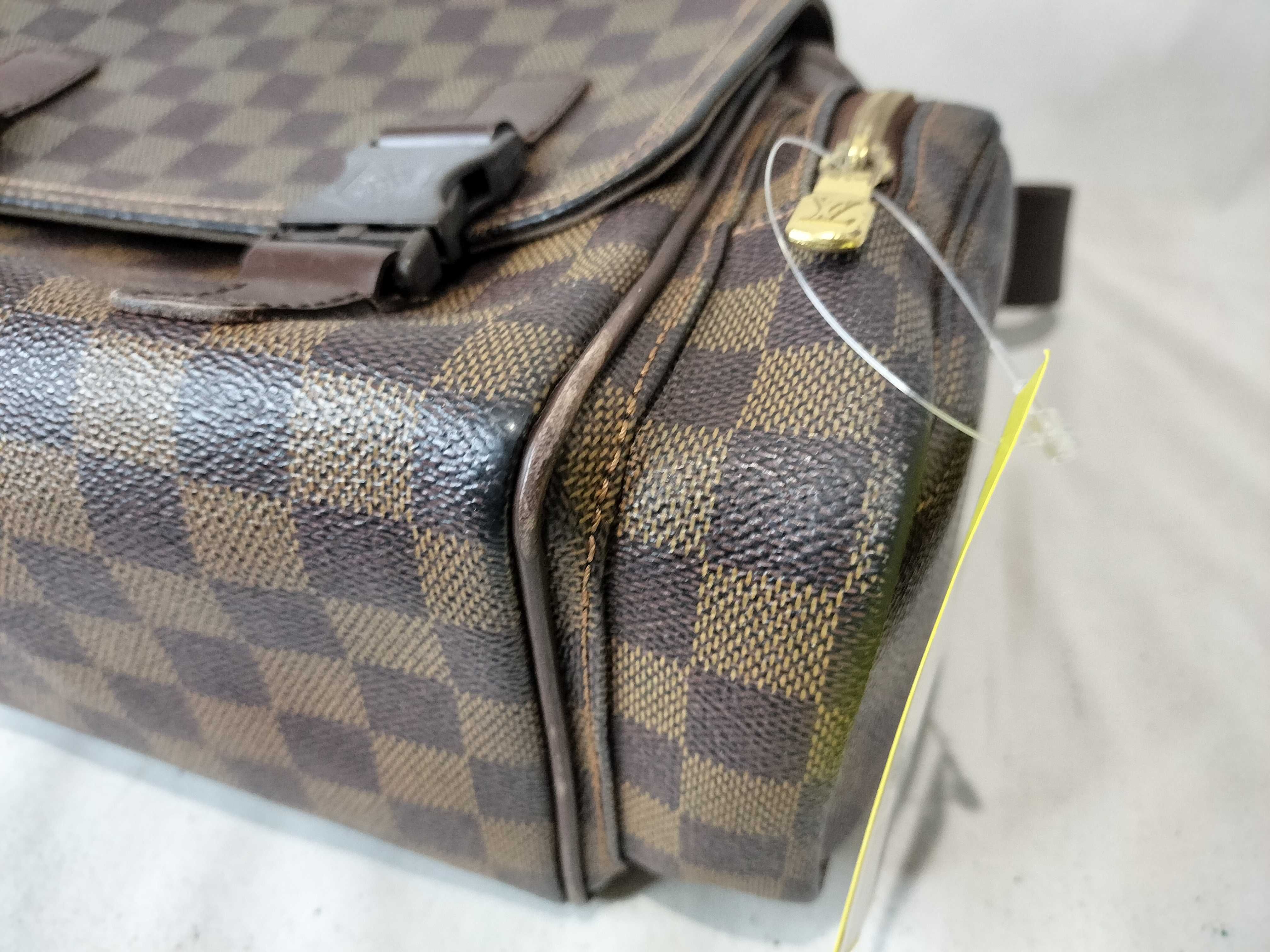 Damier N51126 Reporter Melville / Boston Backpack. Significant surface discoloration. Shoulder bag also available. — view 6