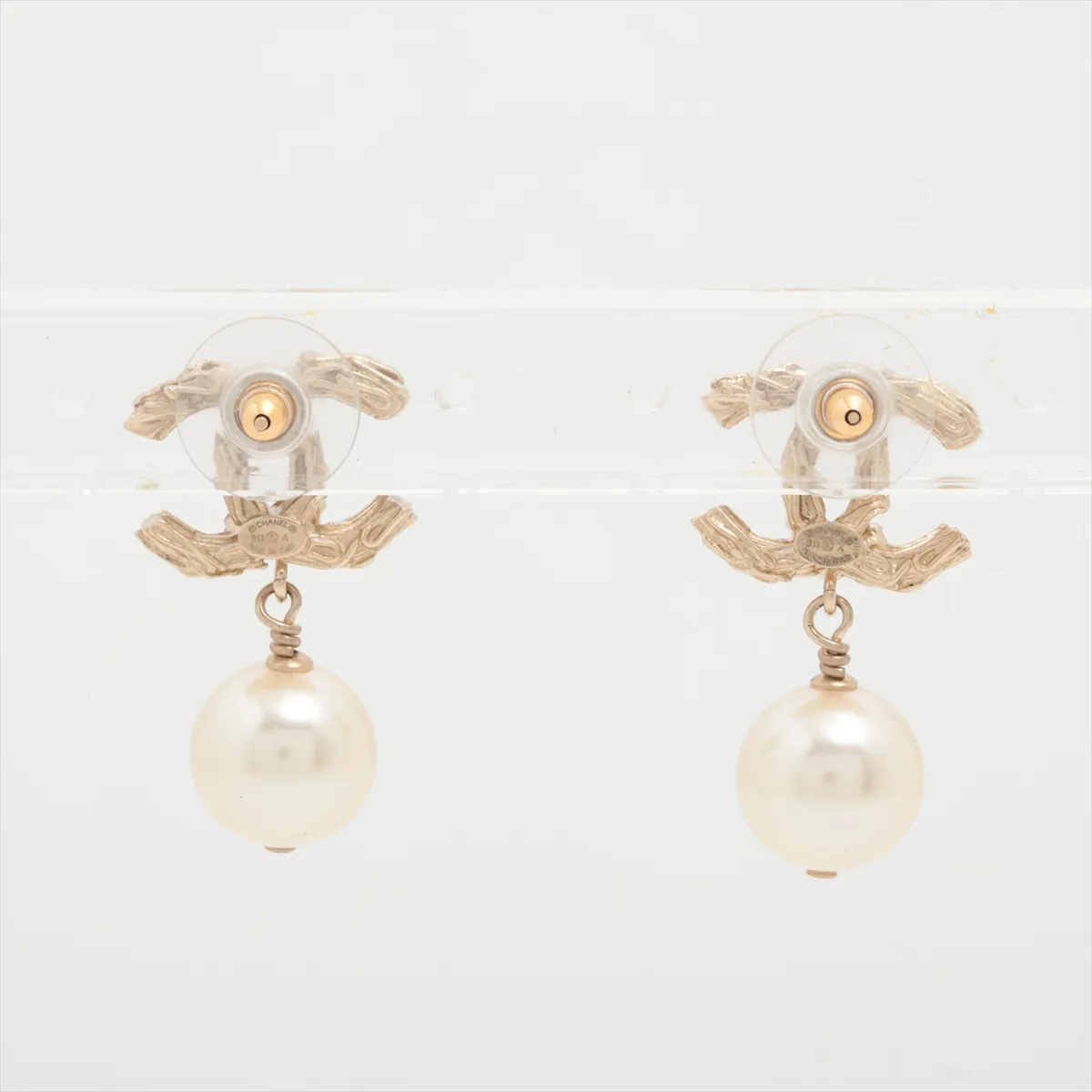 Coco Mark B13A Earrings (Pair) GP x Rhinestone x Faux Pearl Gold — view 2
