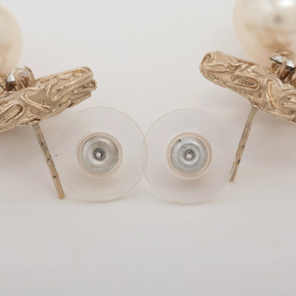 Coco Mark B13A Earrings (Pair) GP x Rhinestone x Faux Pearl Gold — view 4