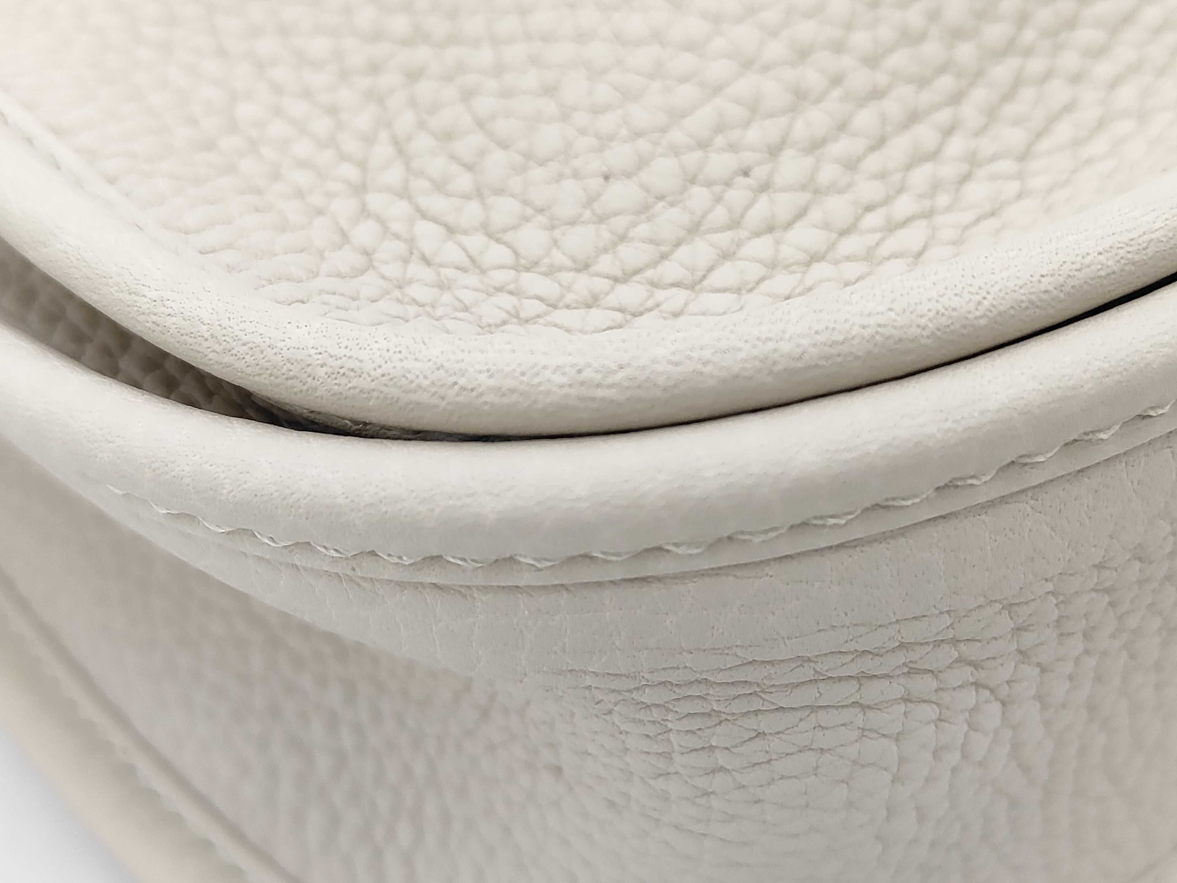 Evelyne Shoulder Bag — view 6