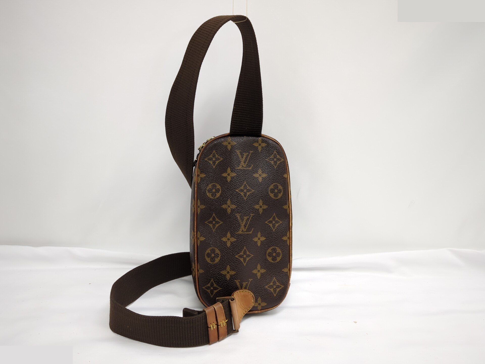 Pochette Gange — view 2