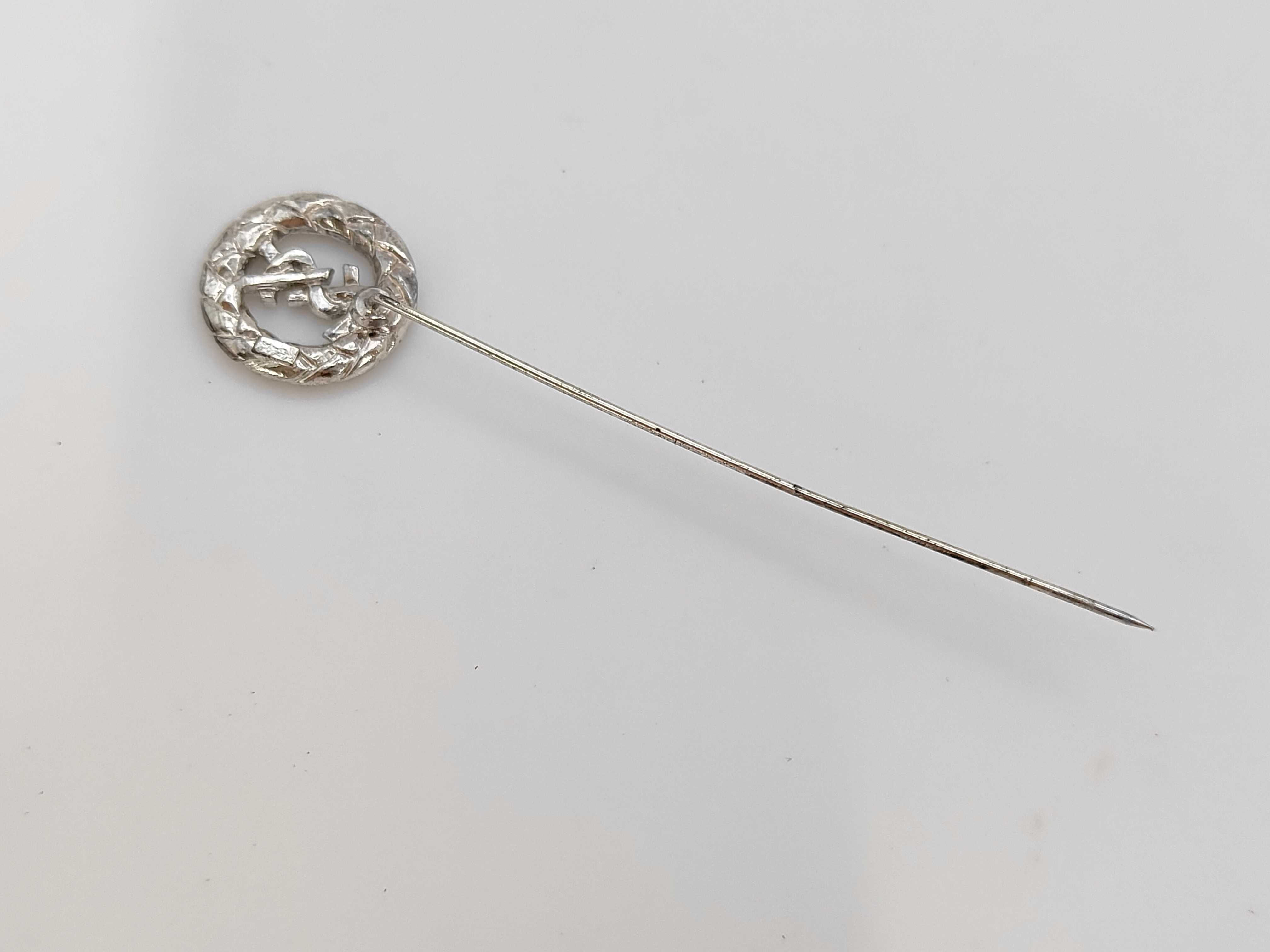 silver brooch — view 2