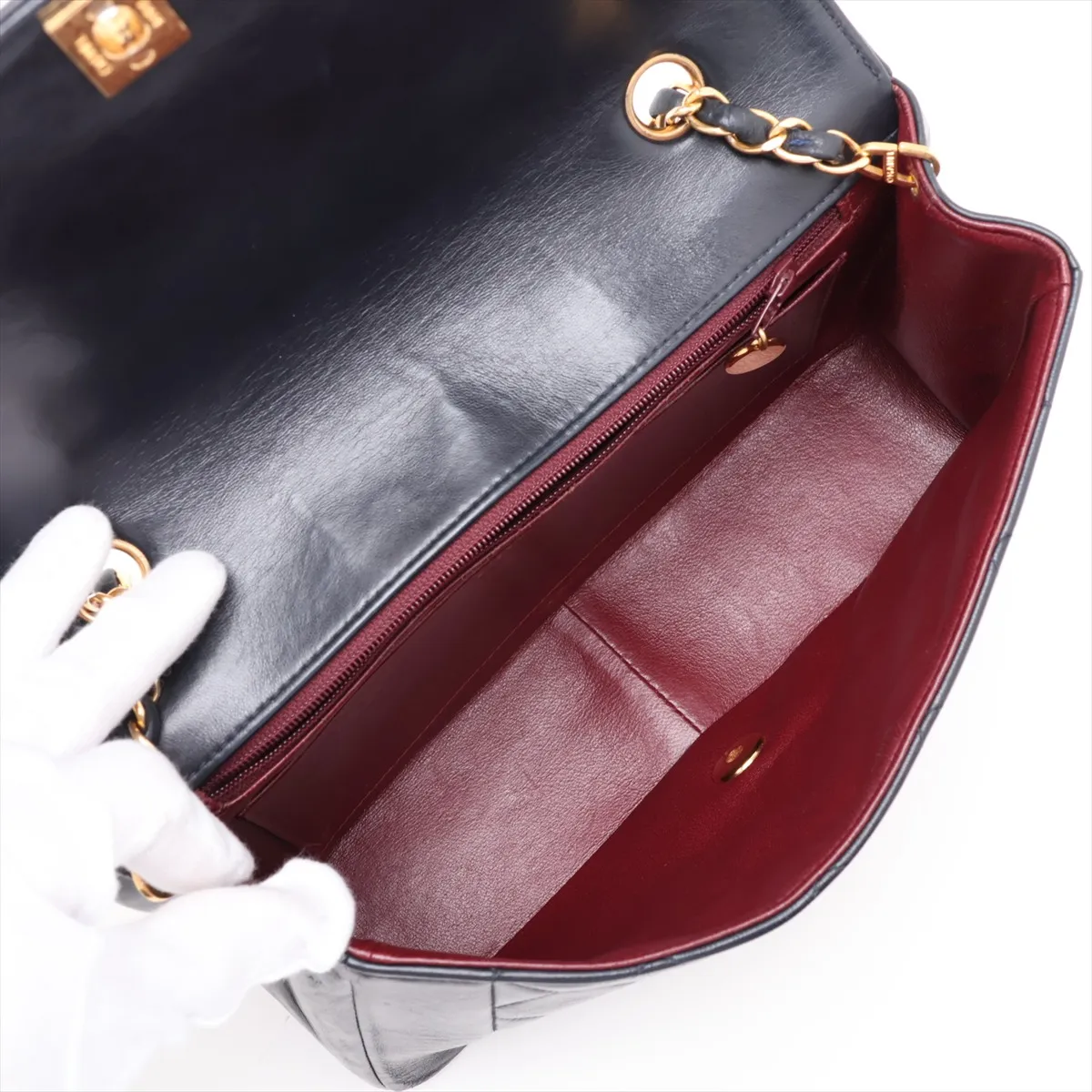 Matelassé Lambskin Chain Shoulder Bag, Diana Flap, Black with Gold Hardware, 5289296 (Serial Number 5) — view 6