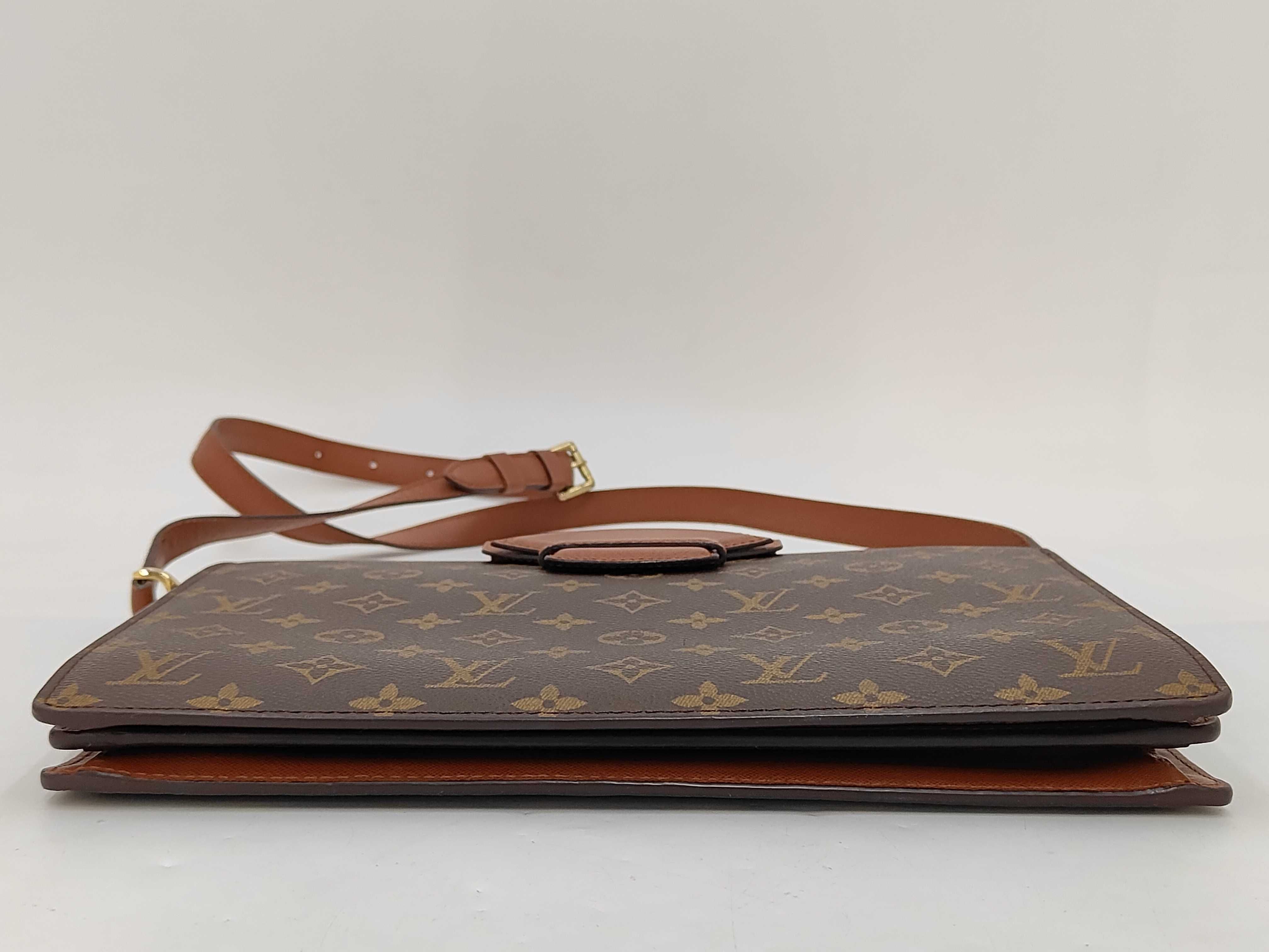 Monogram Louis Vuitton Vintage Buckle Envelope Shoulder Bag — view 4