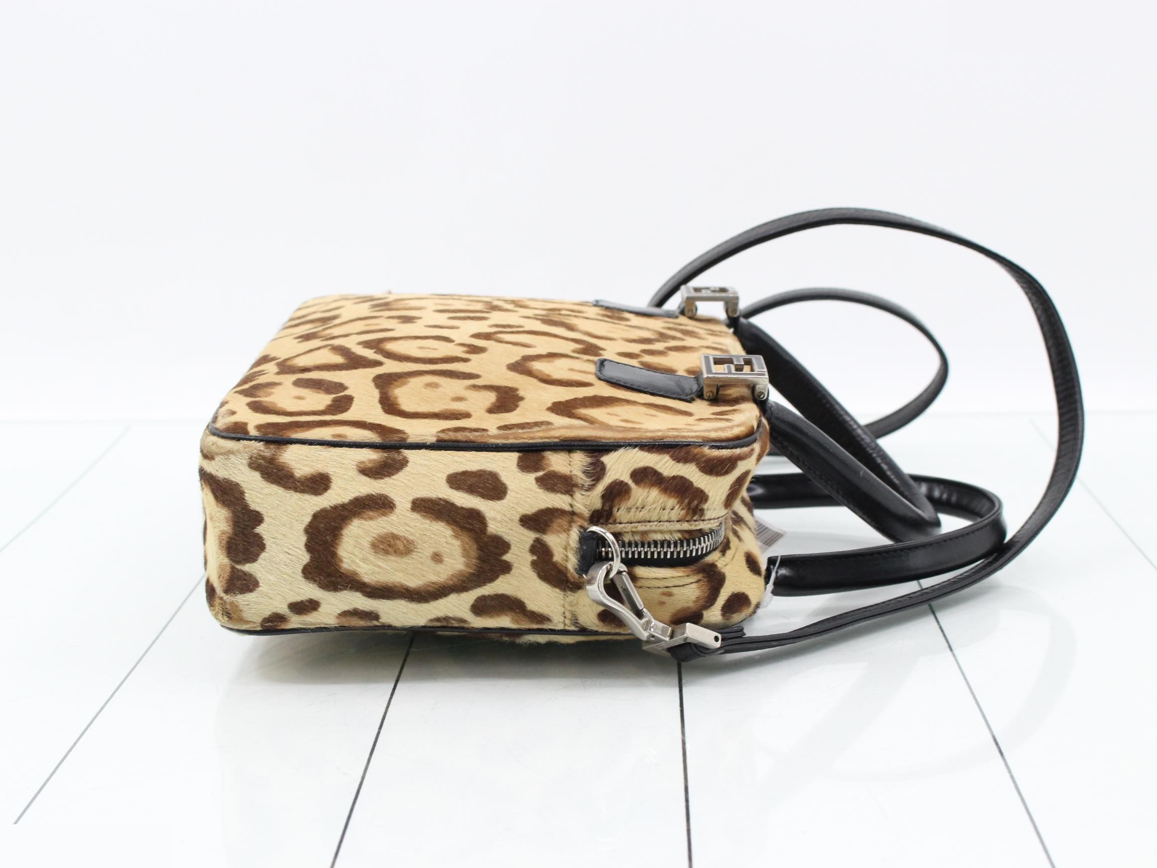 Calfskin - Other lines - Bags and handbags — view 3