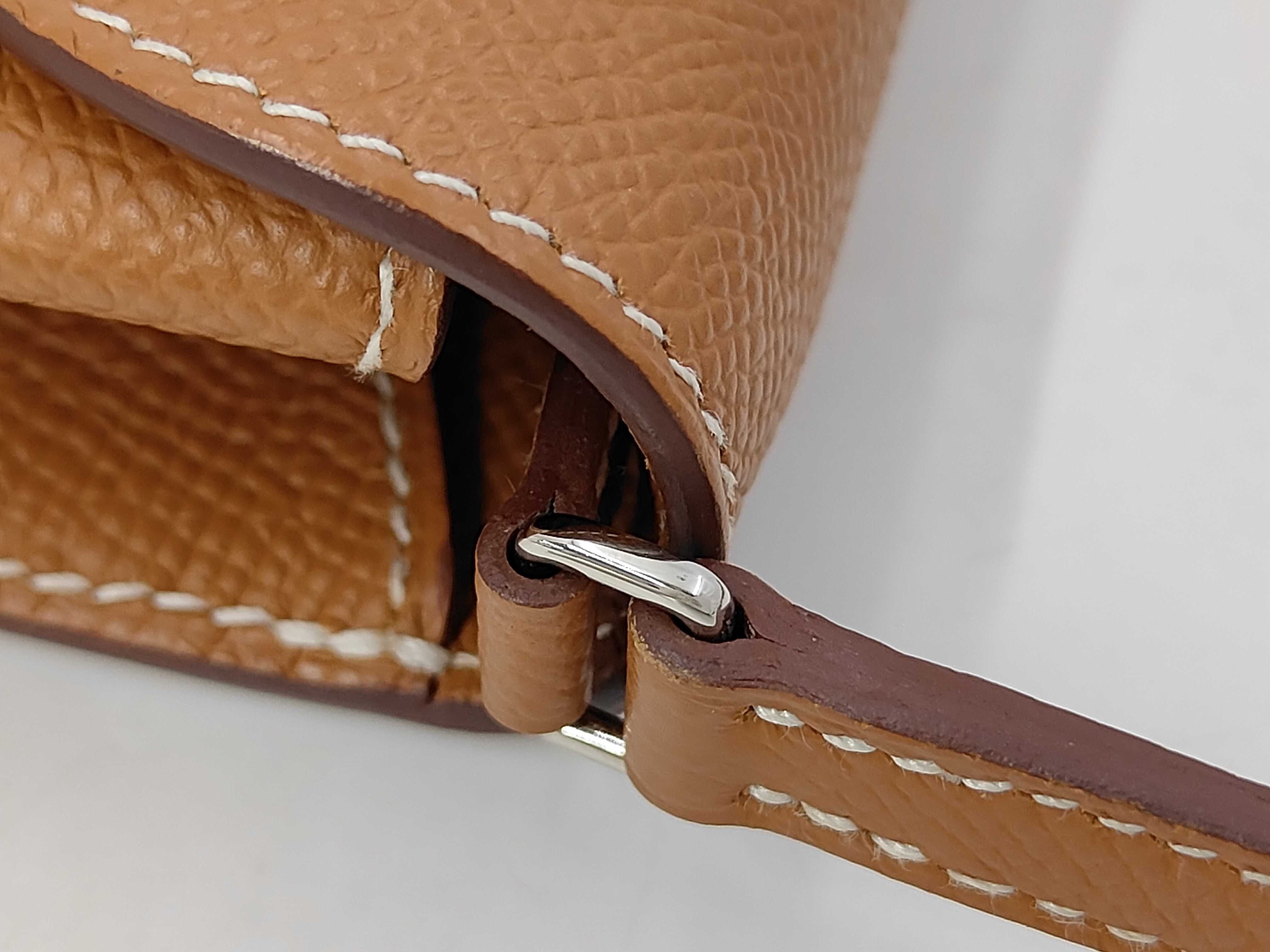 Chaine d'Ancre To Go, Veau Epsom leather, gold and silver hardware, B: 2023 model, shoulder bag — view 7