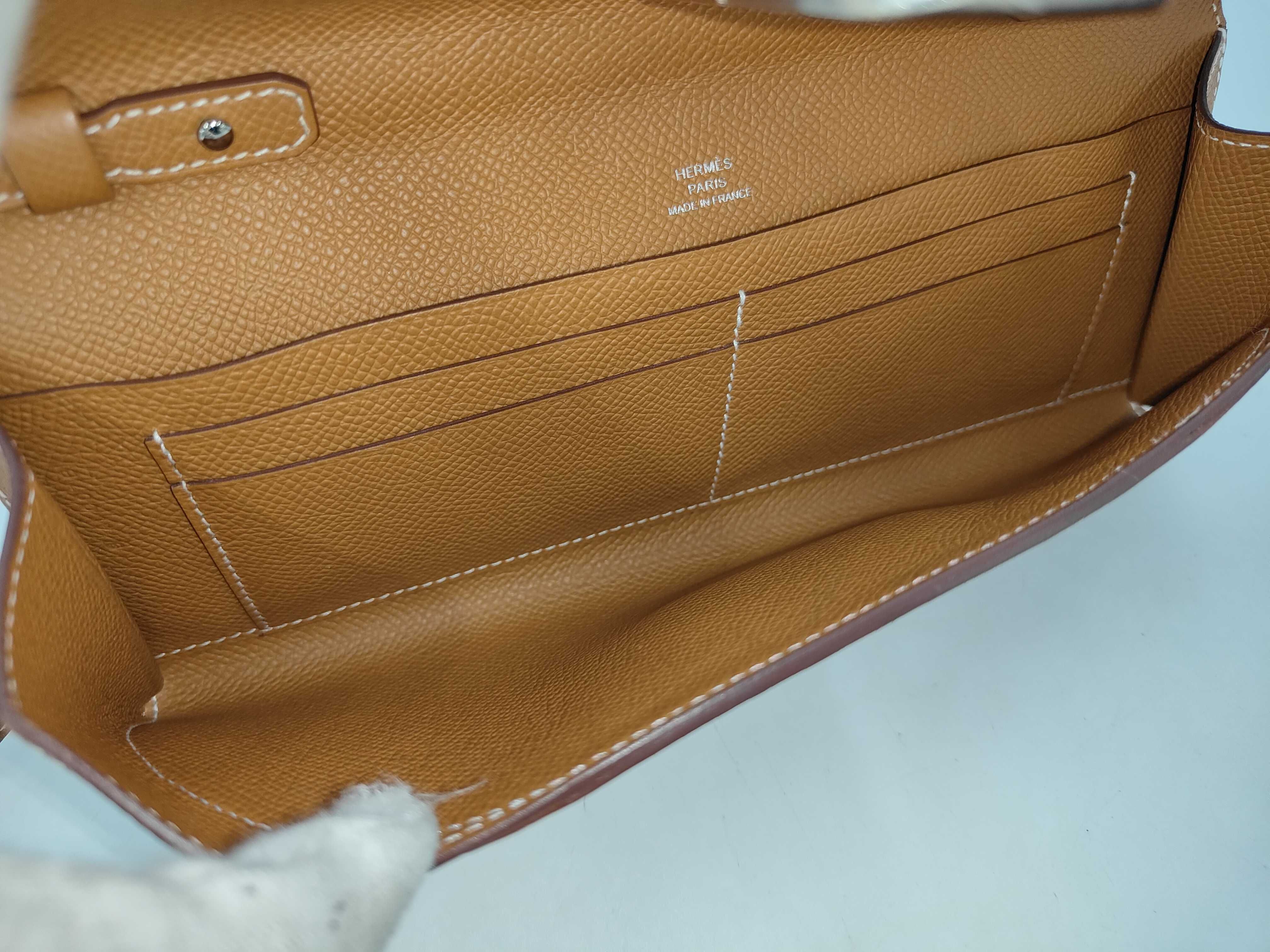 Chaine d'Ancre To Go, Veau Epsom leather, gold and silver hardware, B: 2023 model, shoulder bag — view 9