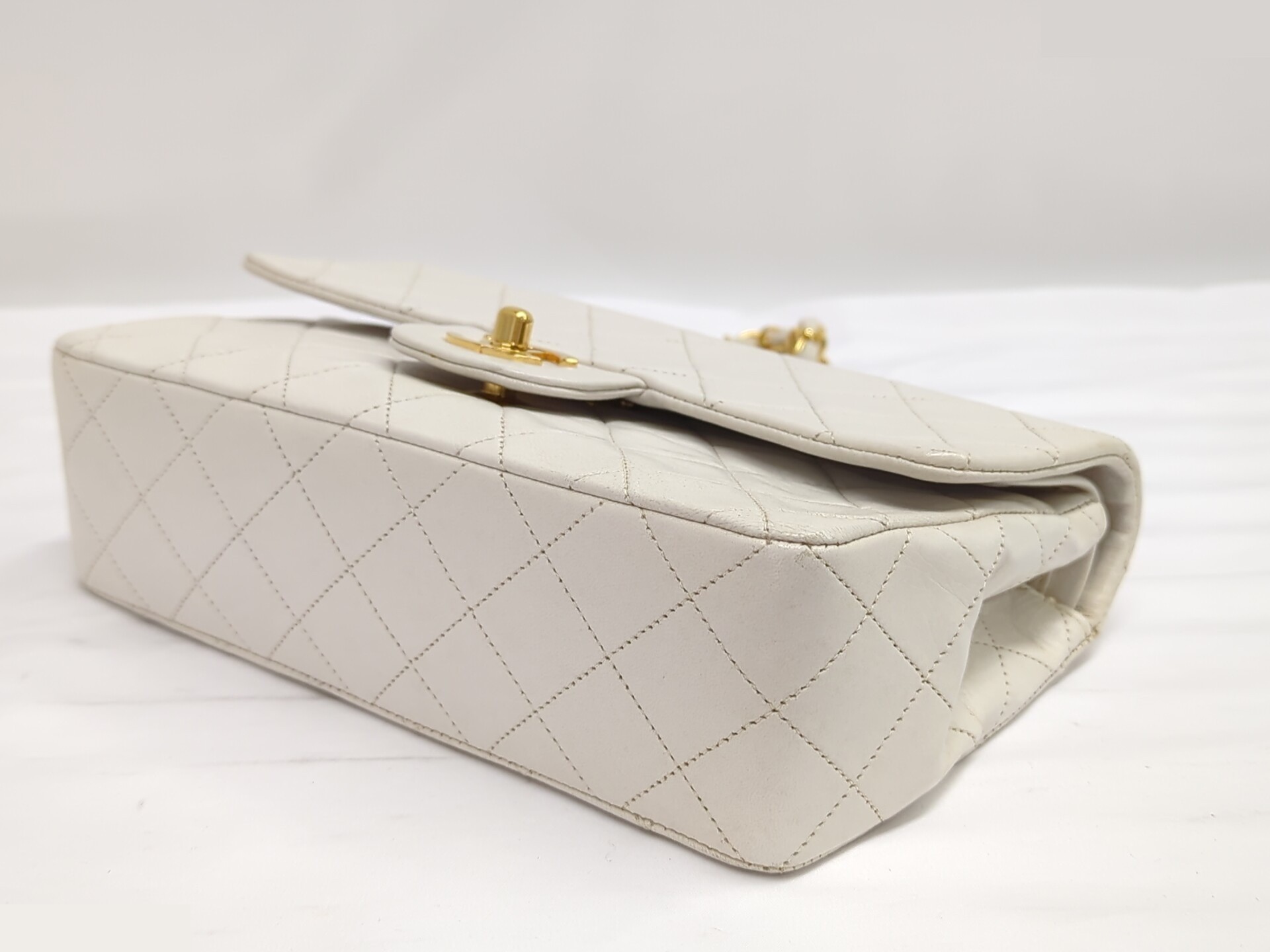 Matelassé (bag) - Shoulder bag — view 6