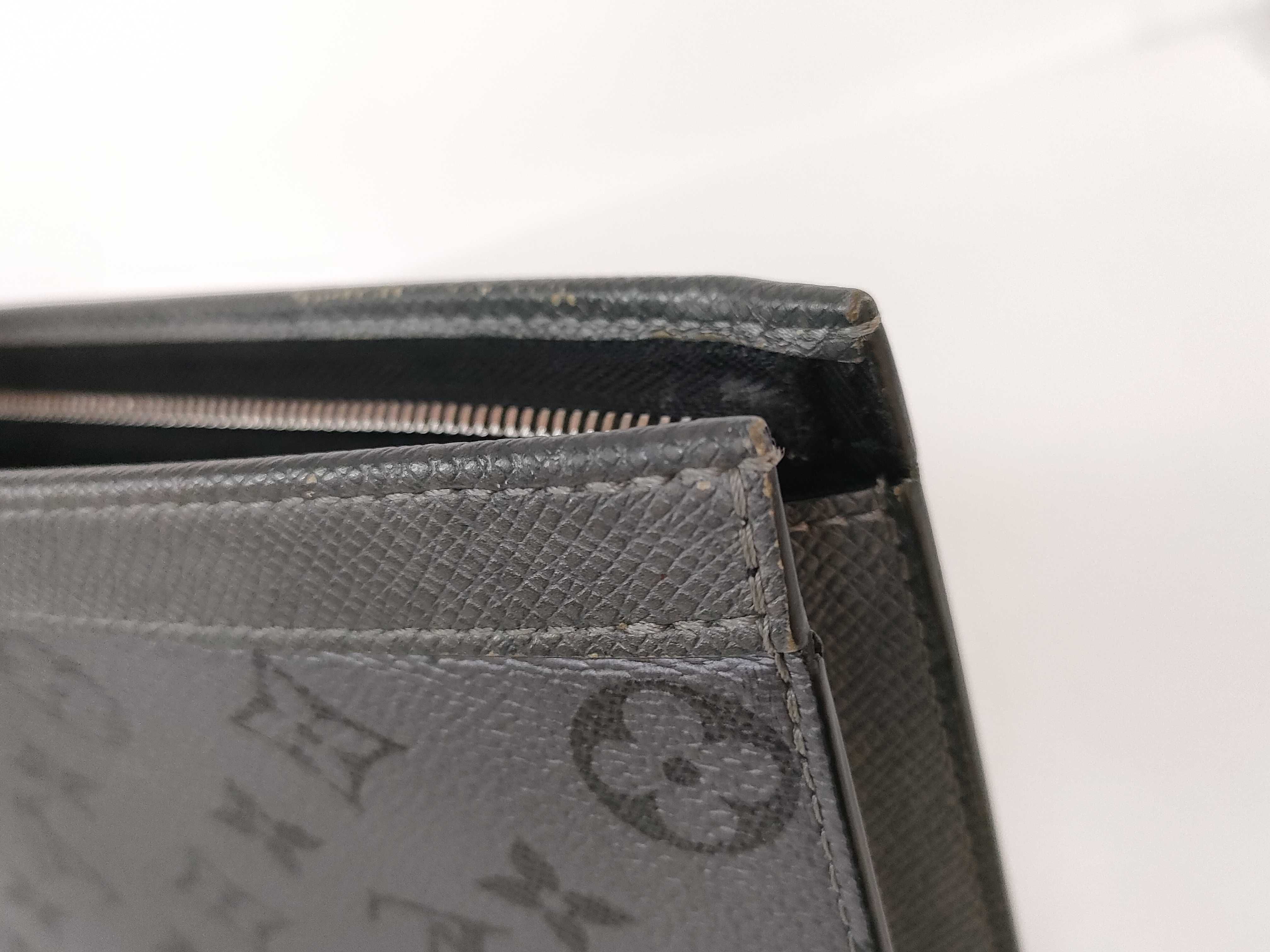 Monogram Eclipse Pochette Voyage Clutch Bag Black — view 11