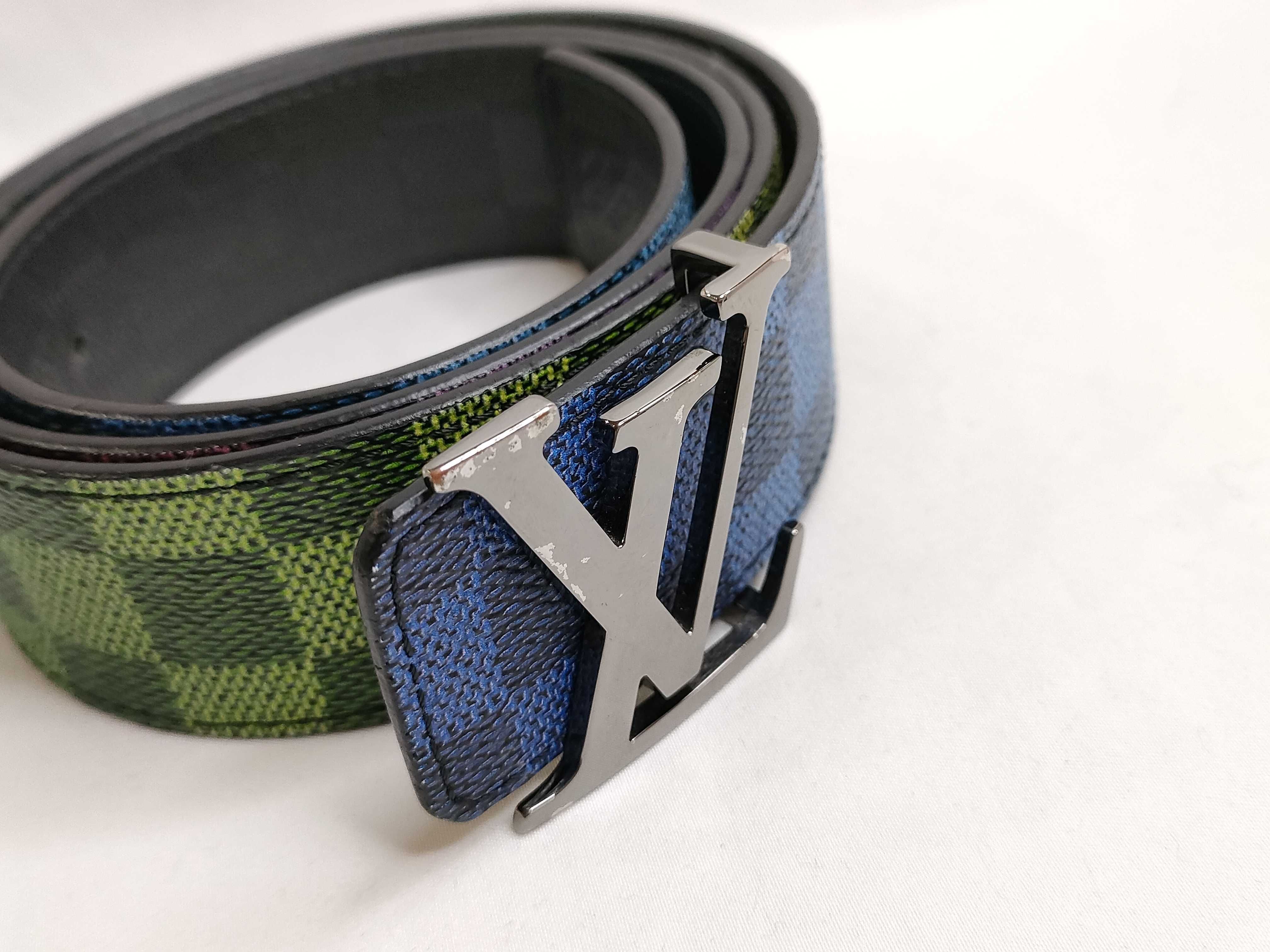 Damier Graphite Louis Vuitton Rainbow Ceinture LV Initials 40MM Gradient Reversible Belt M0249 94 AC5112 — view 2