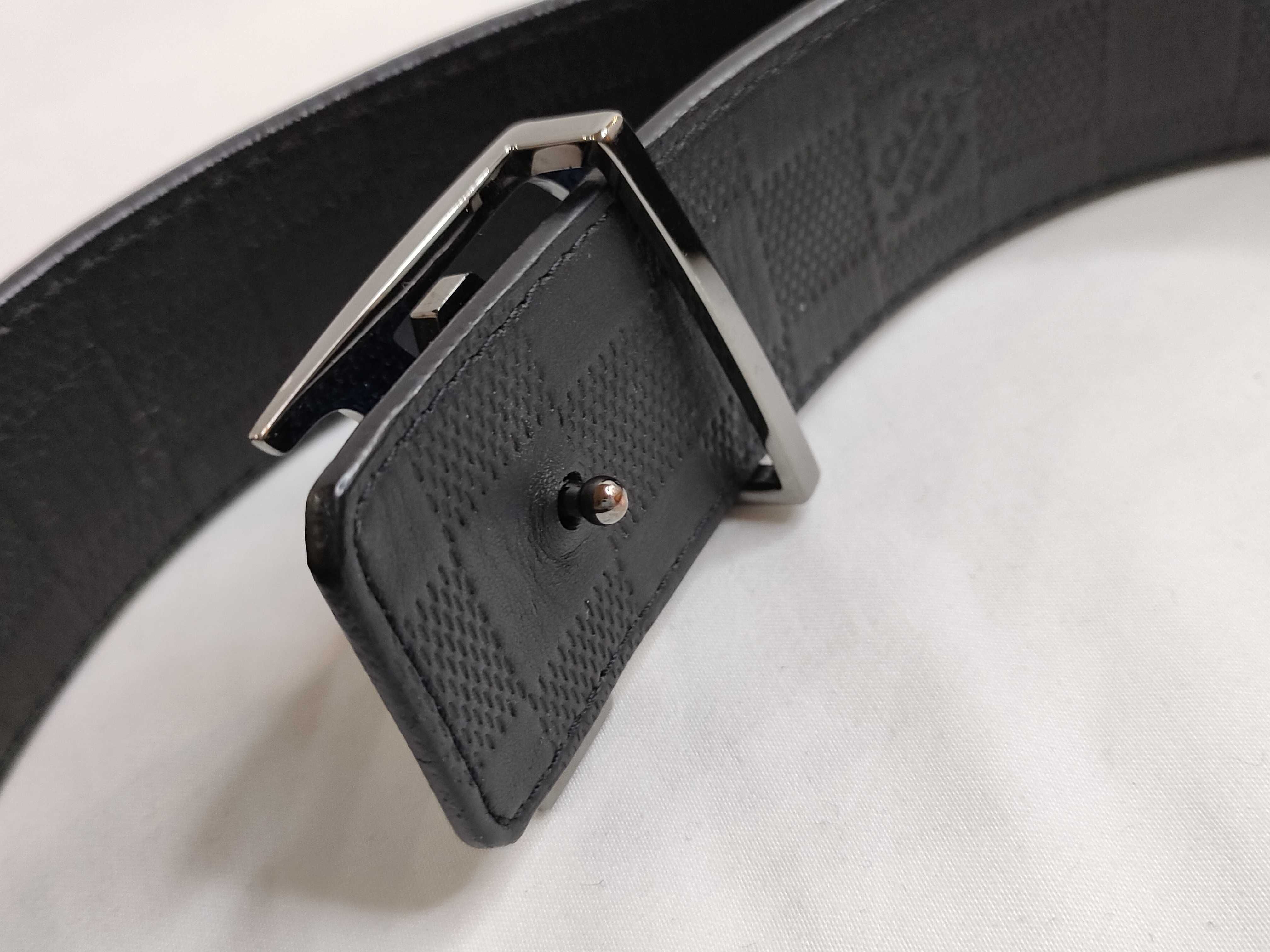 Damier Graphite Louis Vuitton Rainbow Ceinture LV Initials 40MM Gradient Reversible Belt M0249 94 AC5112 — view 9