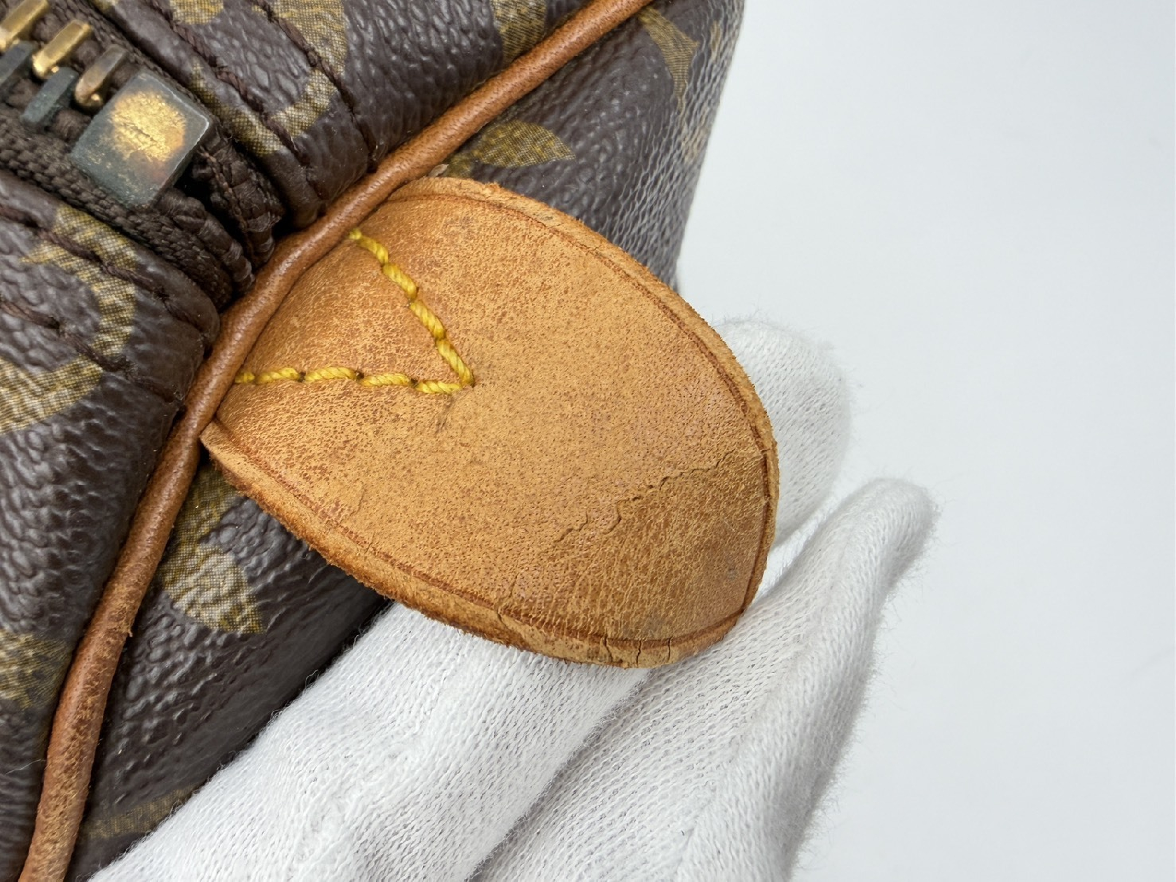 Monogram Louis Vuitton Boston Bag Keepall 50 VL881 Boston Bag — view 9