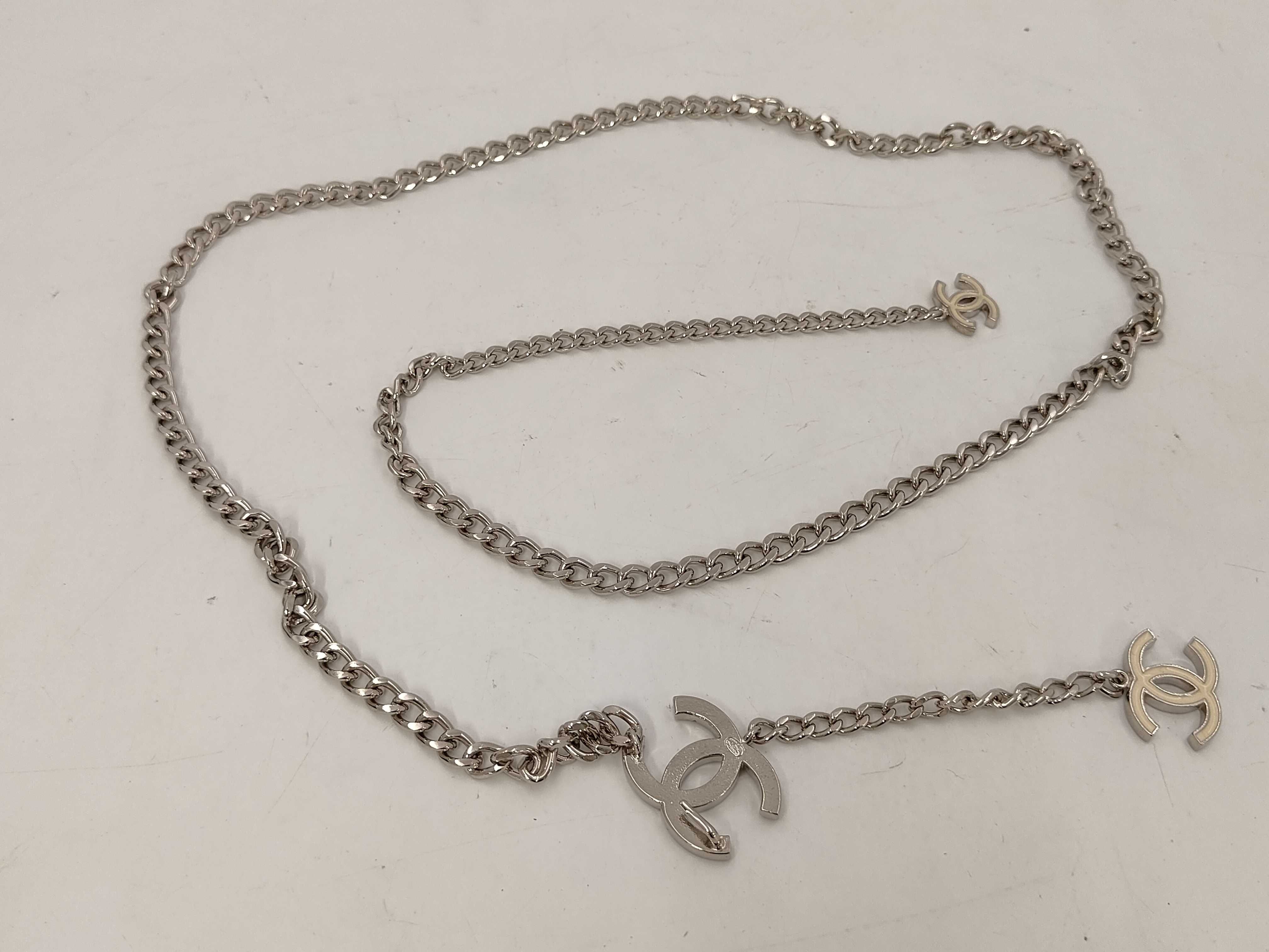Chain Belt — view 2
