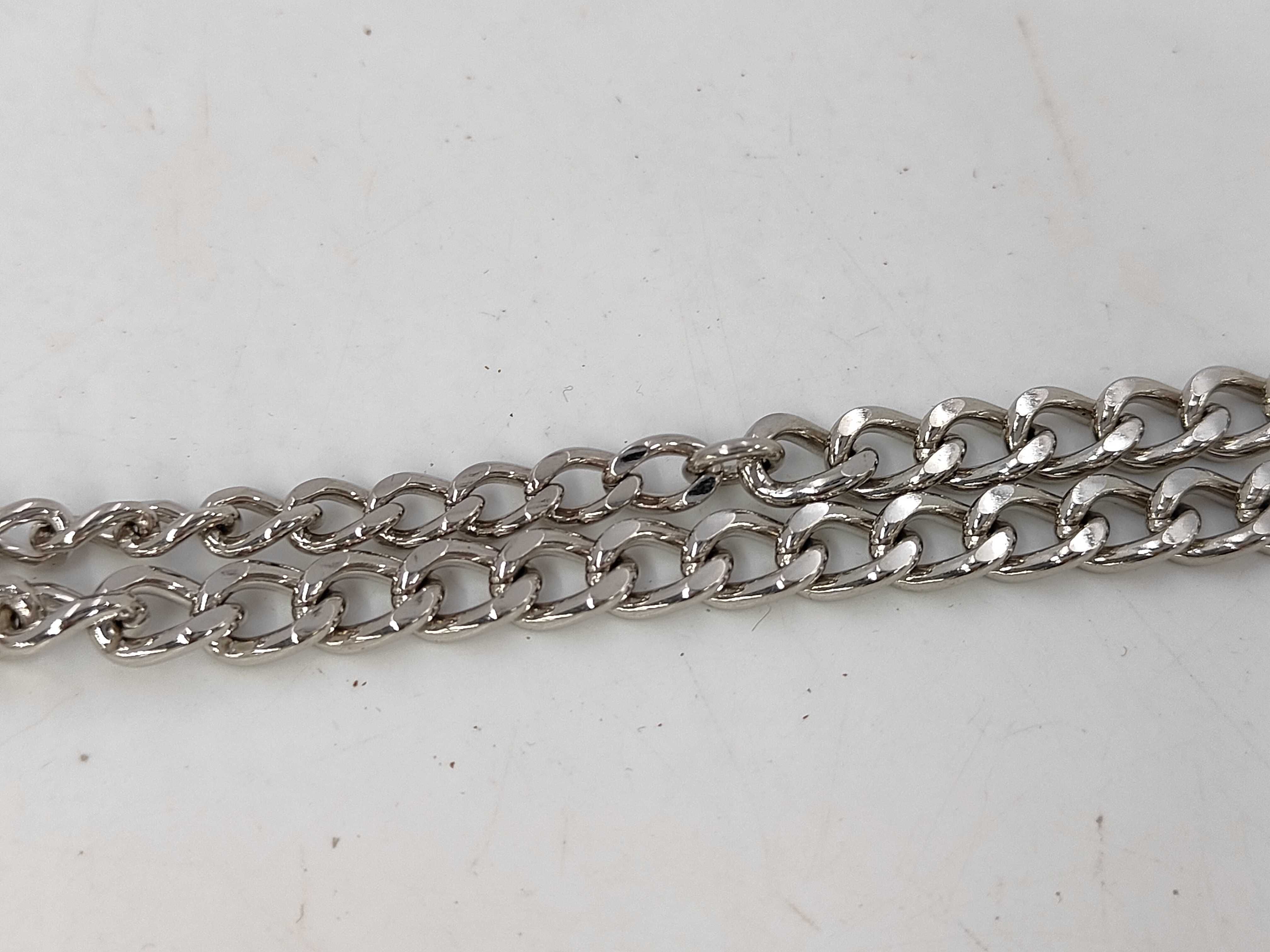 Chain Belt — view 6