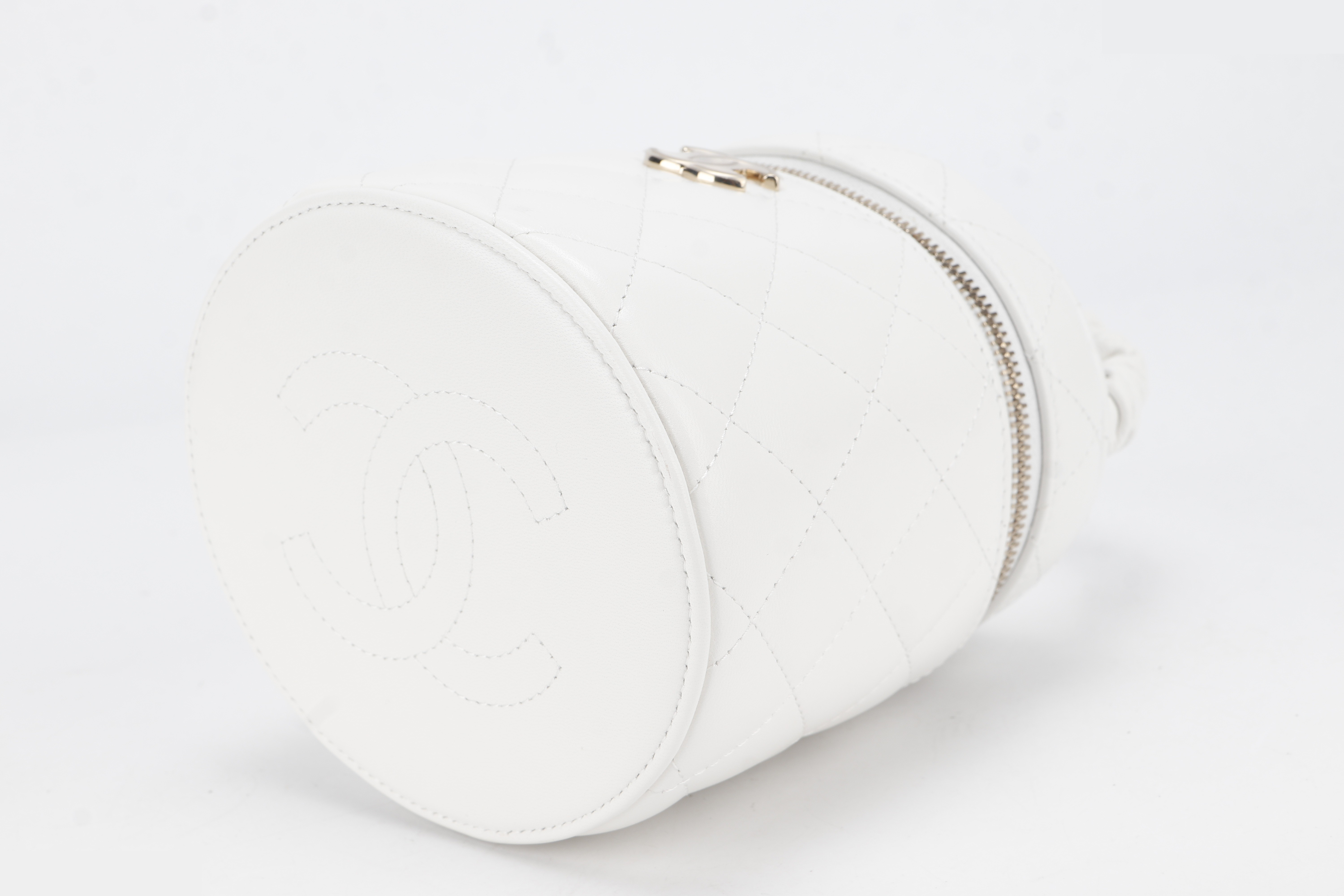 22S VANITY SMALL TOP HANDLE WHITE — view 3