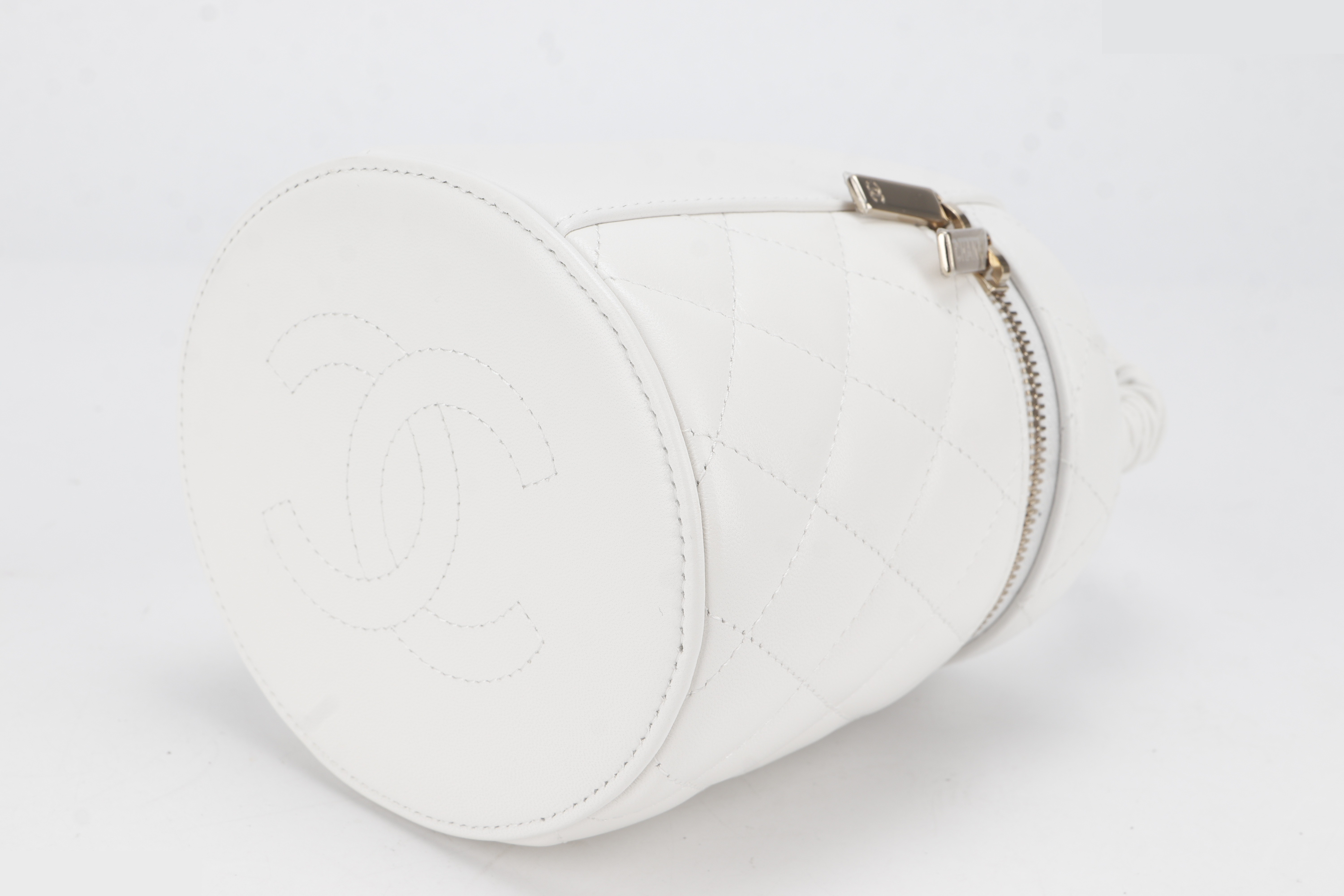 22S VANITY SMALL TOP HANDLE WHITE — view 4