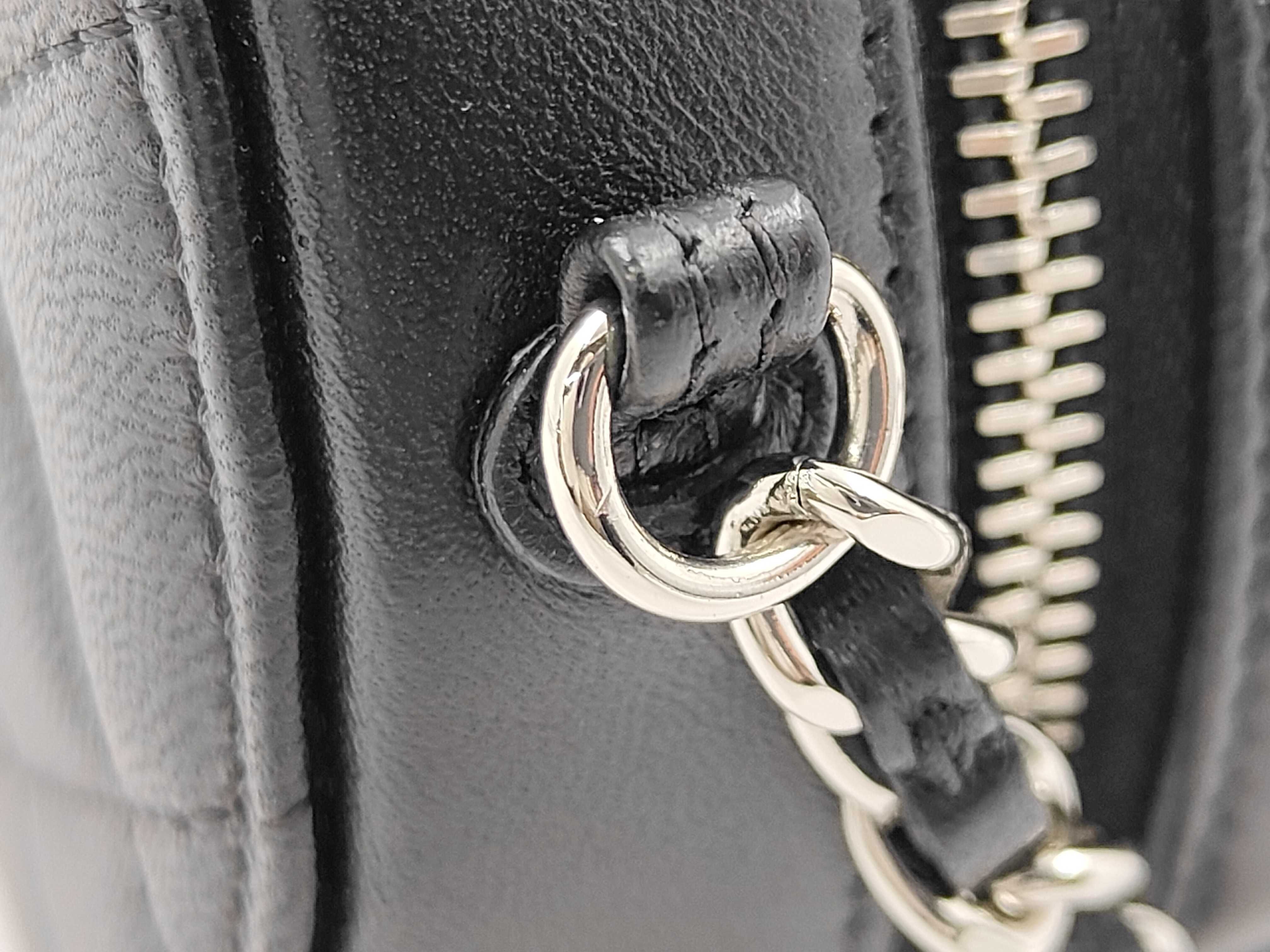 Matelassé Shoulder Bag — view 5