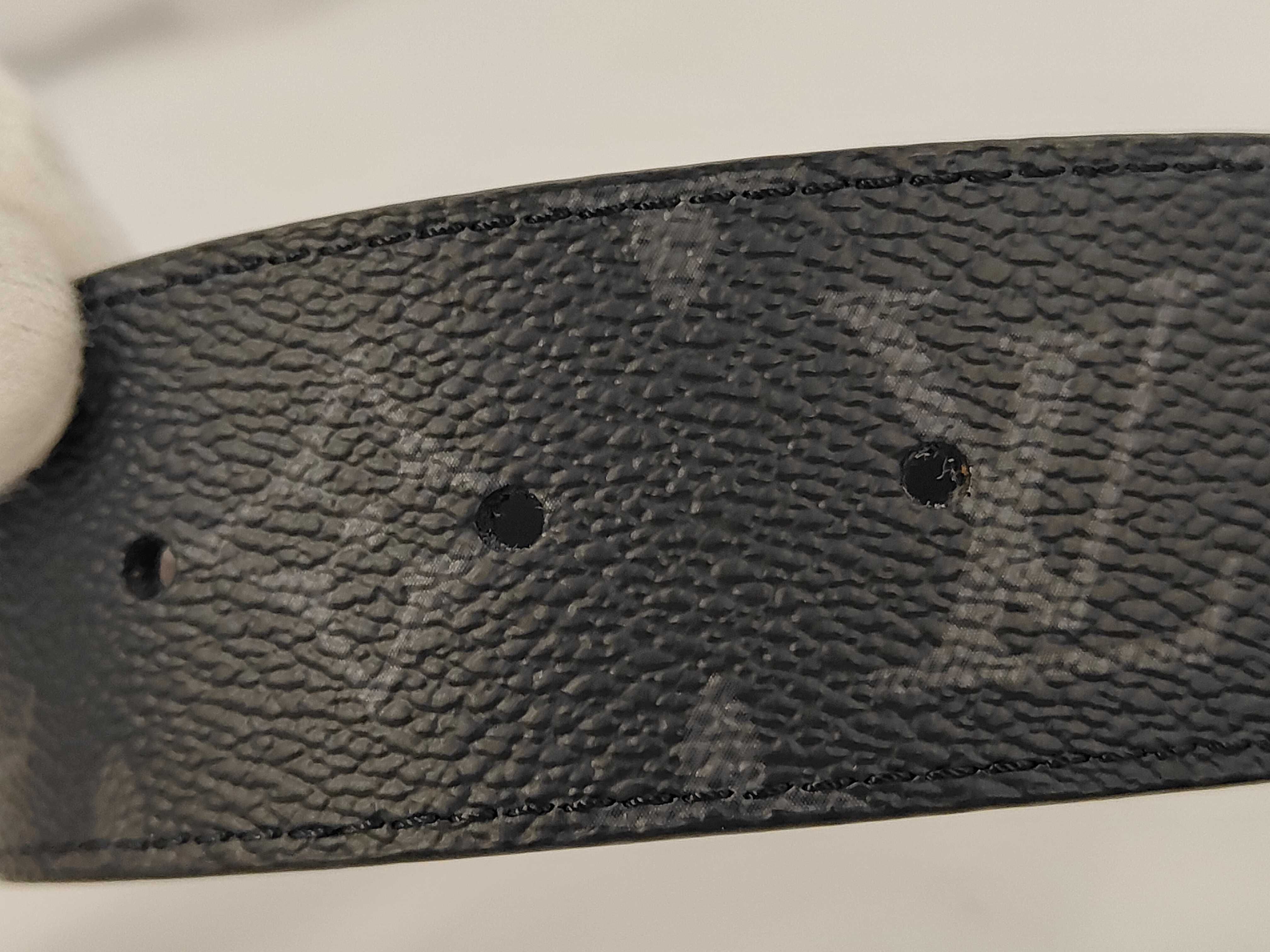 Monogram Louis Vuitton Eclipse Belt - LV Initials 40mm Reversible M9043/TW2205 Belt — view 7