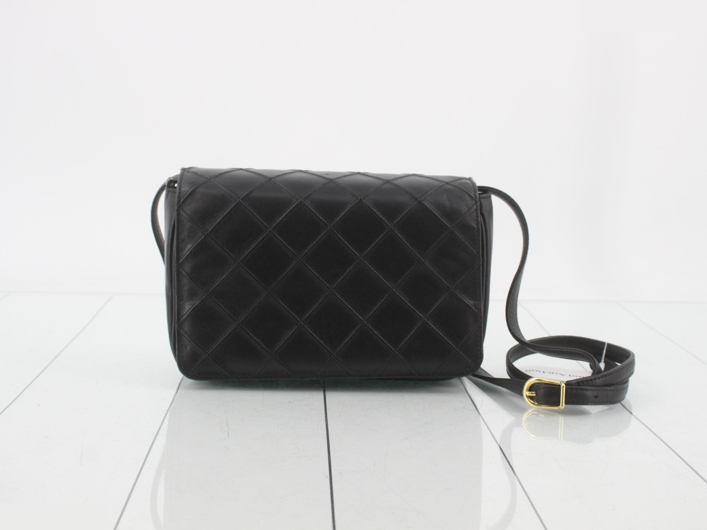 Classic (Bag) Shoulder Bag