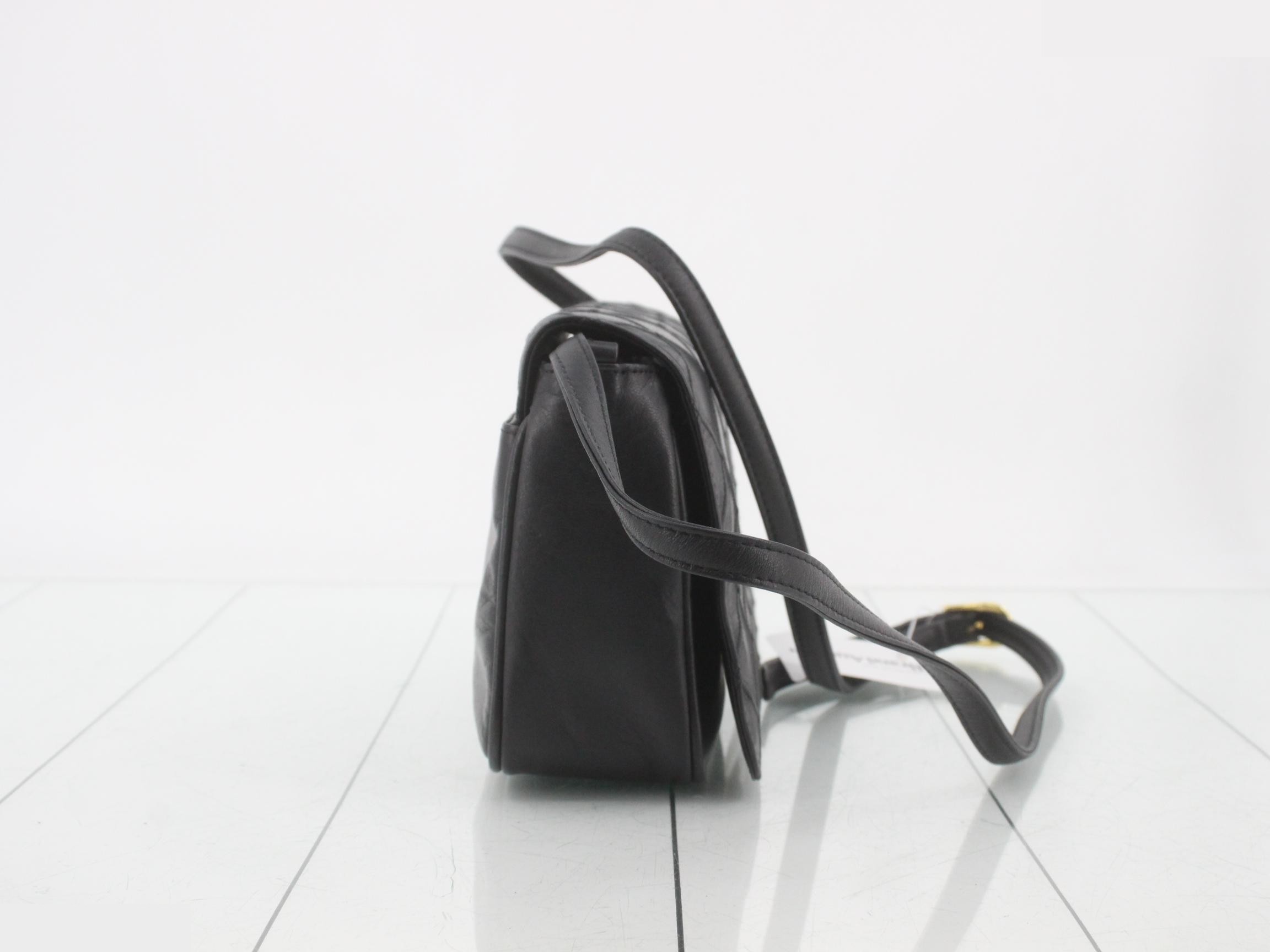 Classic (Bag) Shoulder Bag — view 4