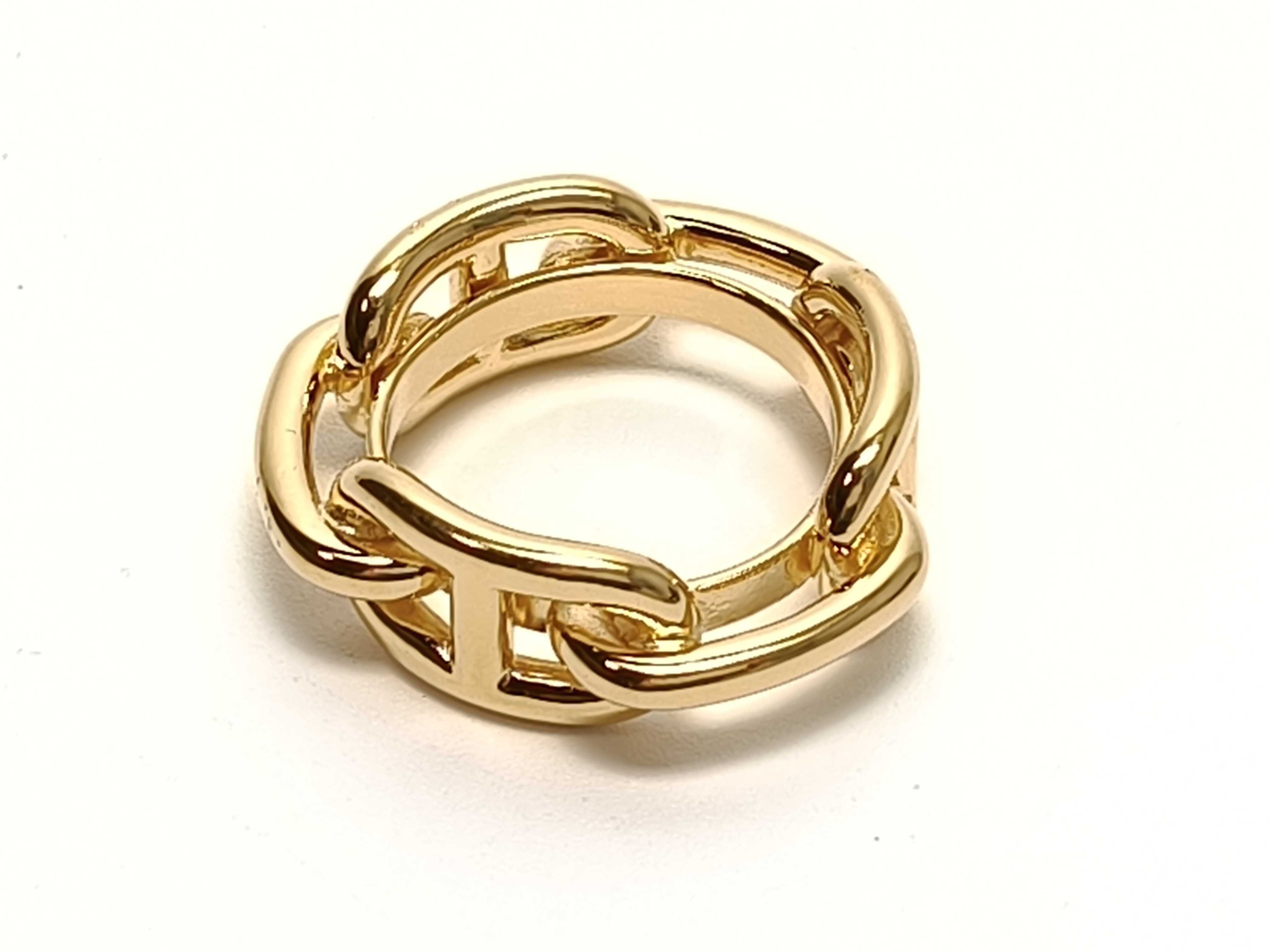 Chaine d'Angle Scarf Ring and other accessories