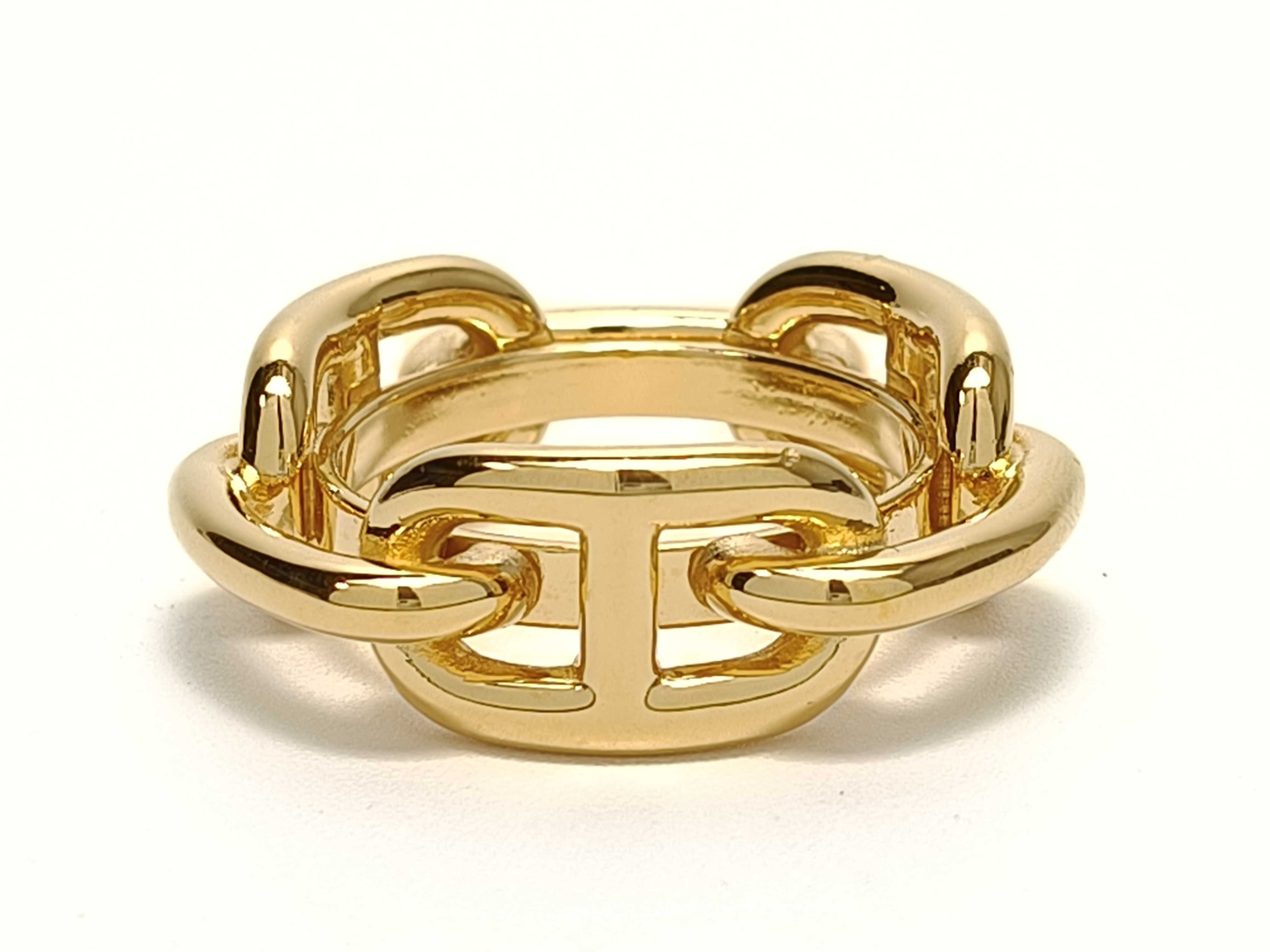Chaine d'Angle Scarf Ring and other accessories — view 3