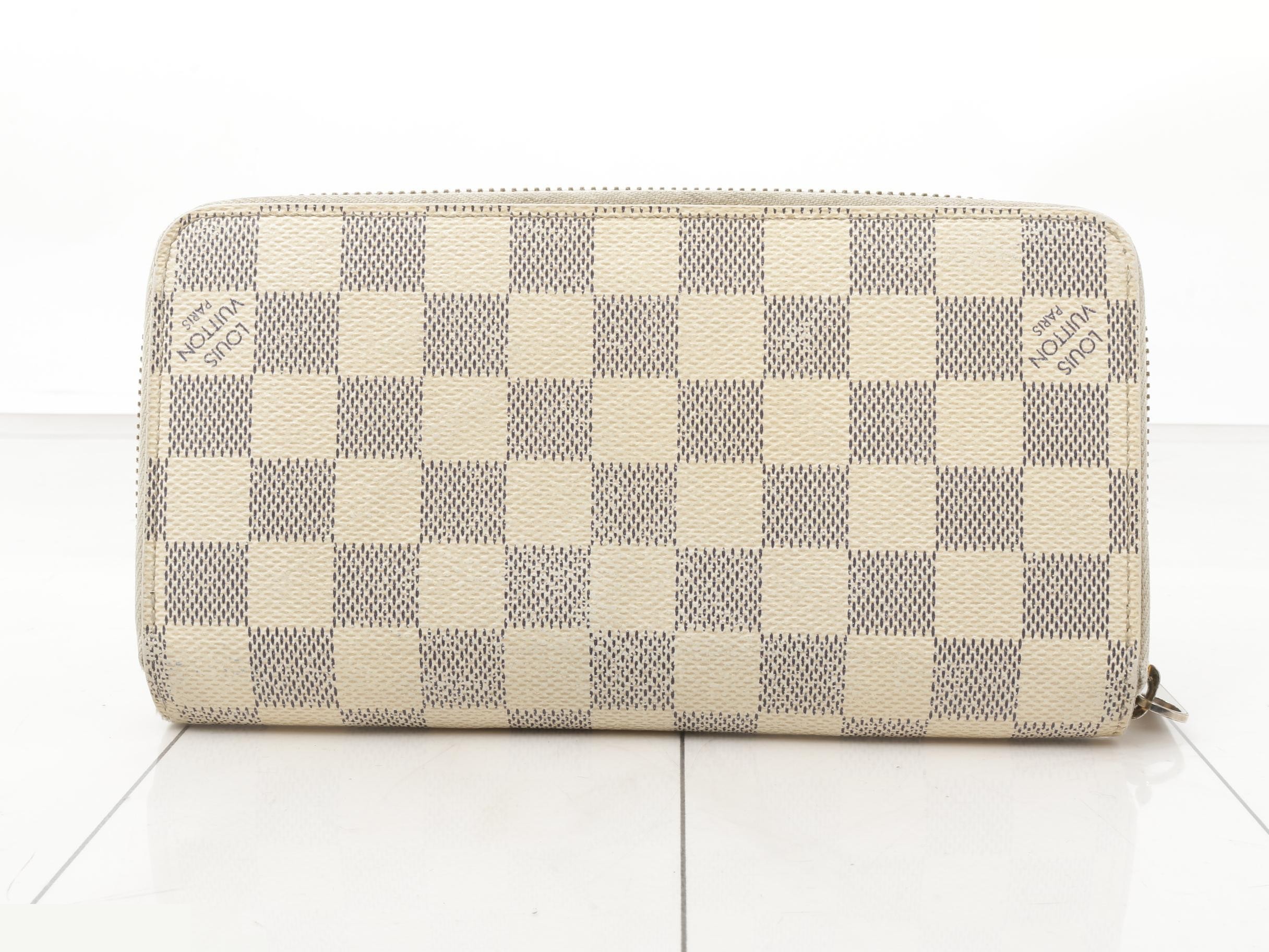 Damier Azur Zippy Wallet — view 2
