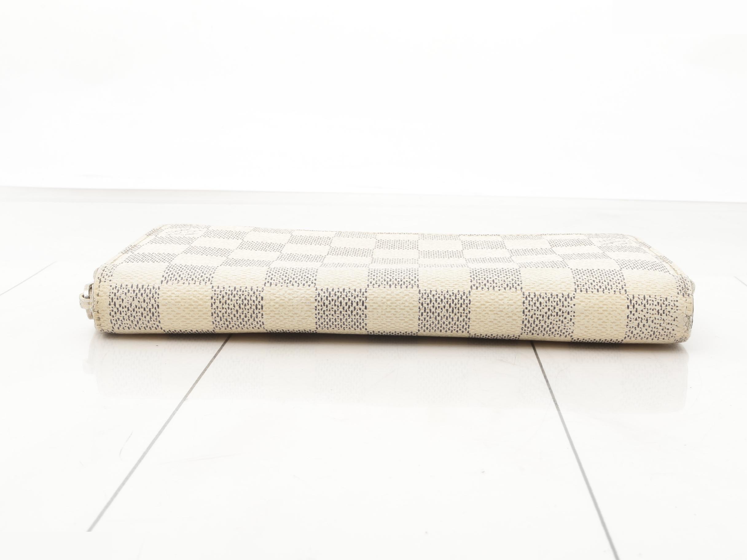 Damier Azur Zippy Wallet — view 3