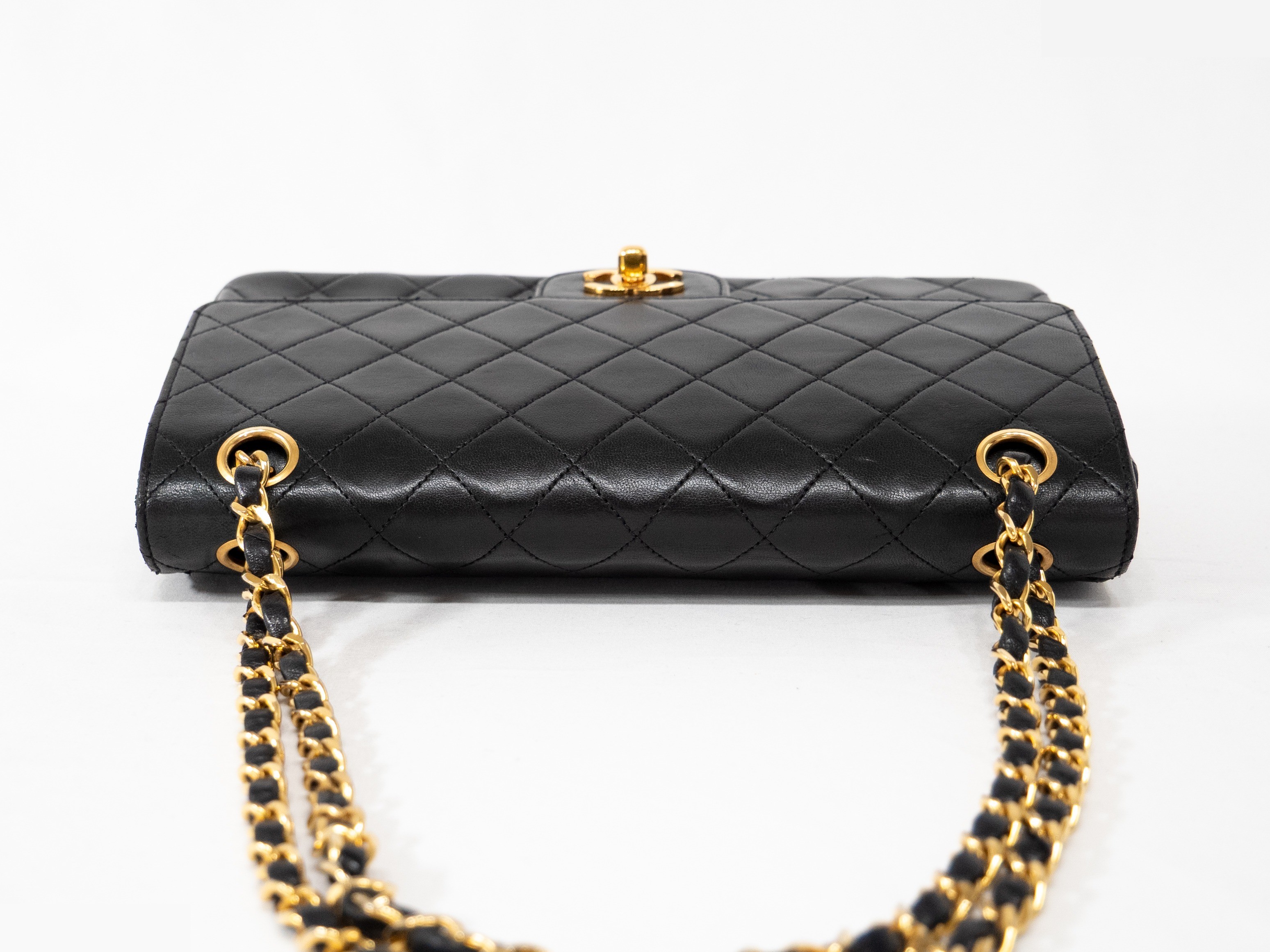 Matelassé Seal Double Flap Double Chain Lambskin Black — view 3
