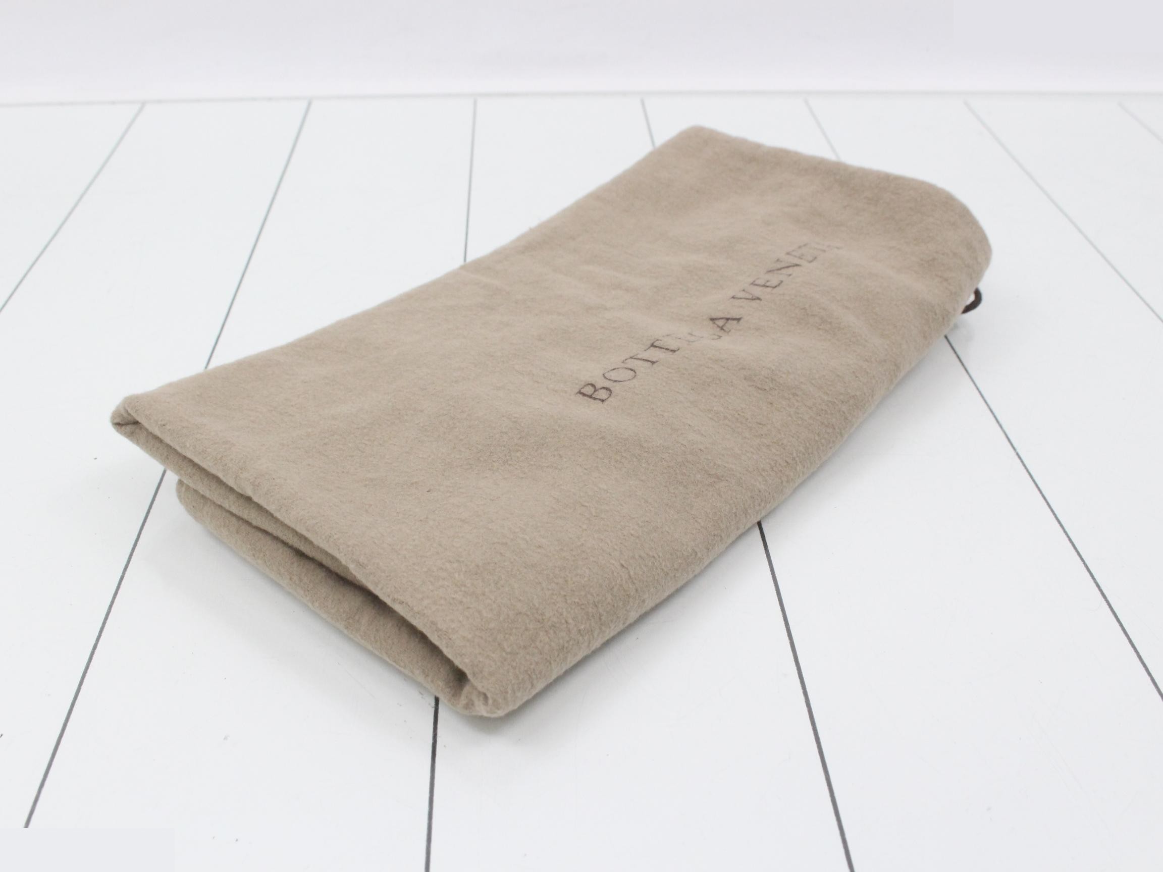 Intrecciato (Bag) Shoulder Hobo Bag — view 7
