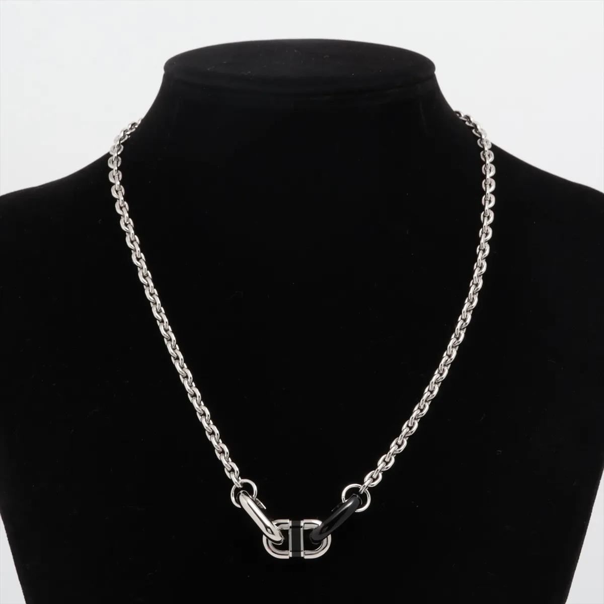 Maillon Necklace, Buffalo Horn x Metal, Silver. Shows signs of wear, tarnishing, and dents. — view 5