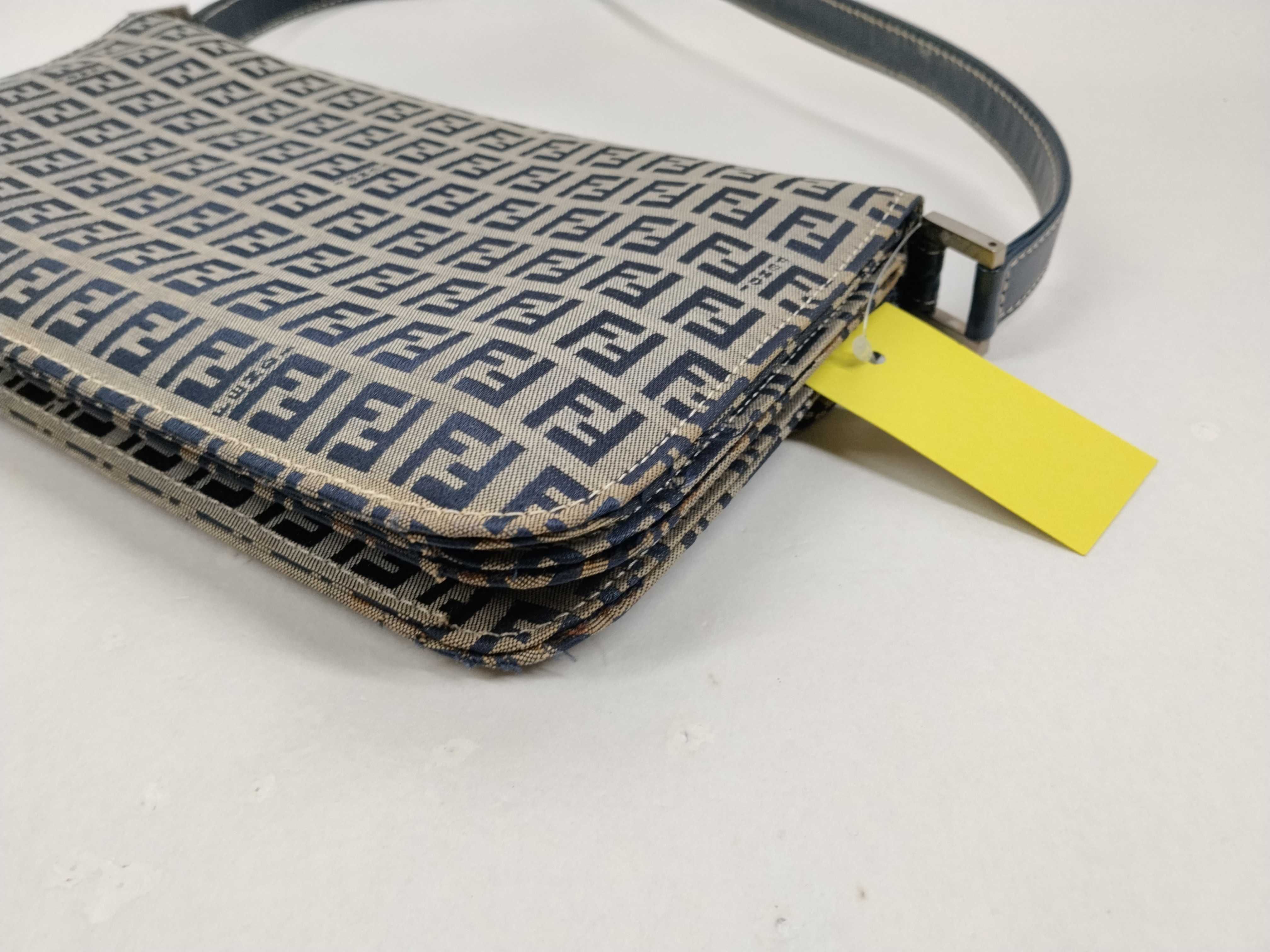 Mamma Zucchino One-Shoulder Bag — view 6