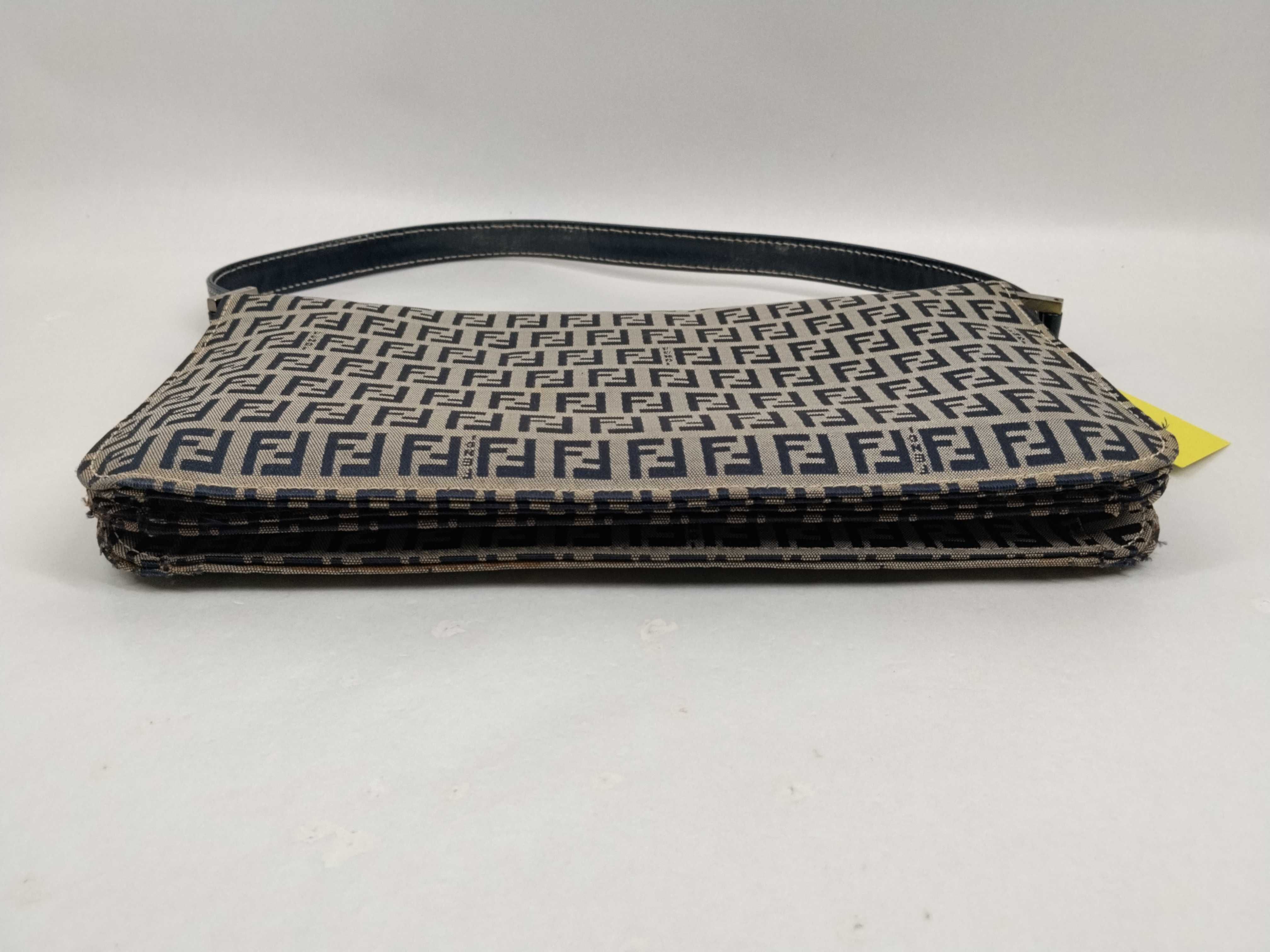 Mamma Zucchino One-Shoulder Bag — view 7