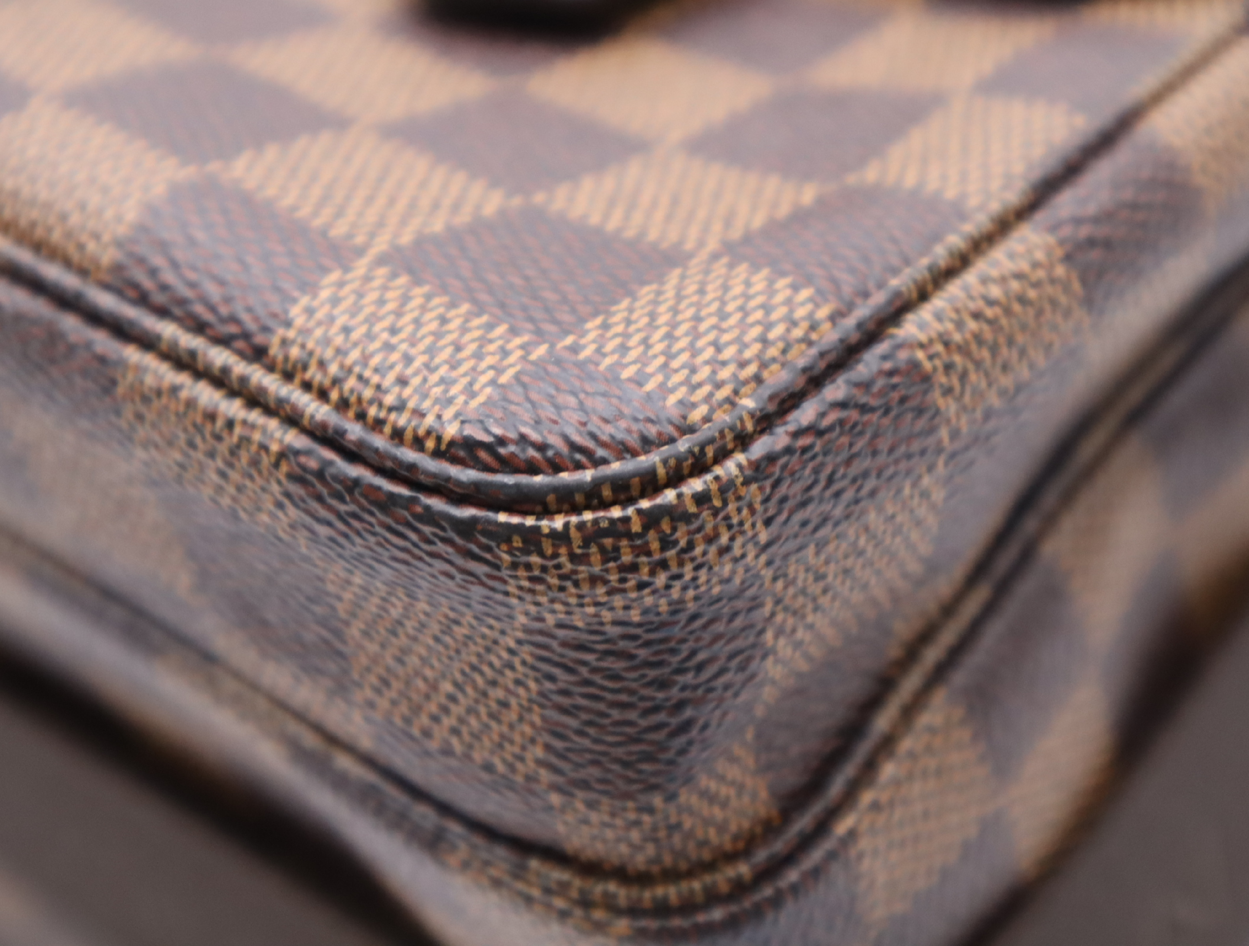 N42270 Damier Broadway Shoulder Bag — view 7