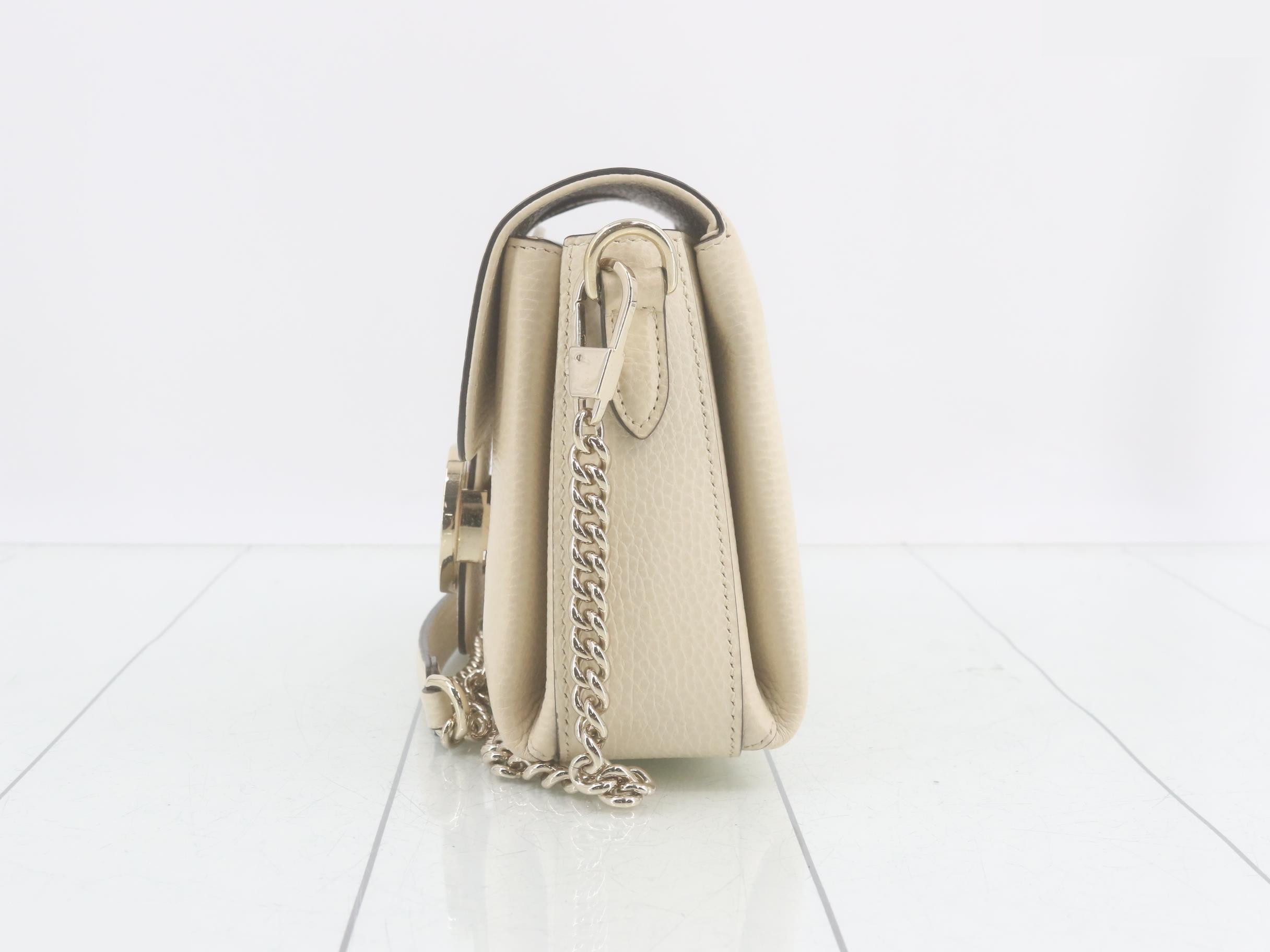 Interlocking chain shoulder bag — view 3