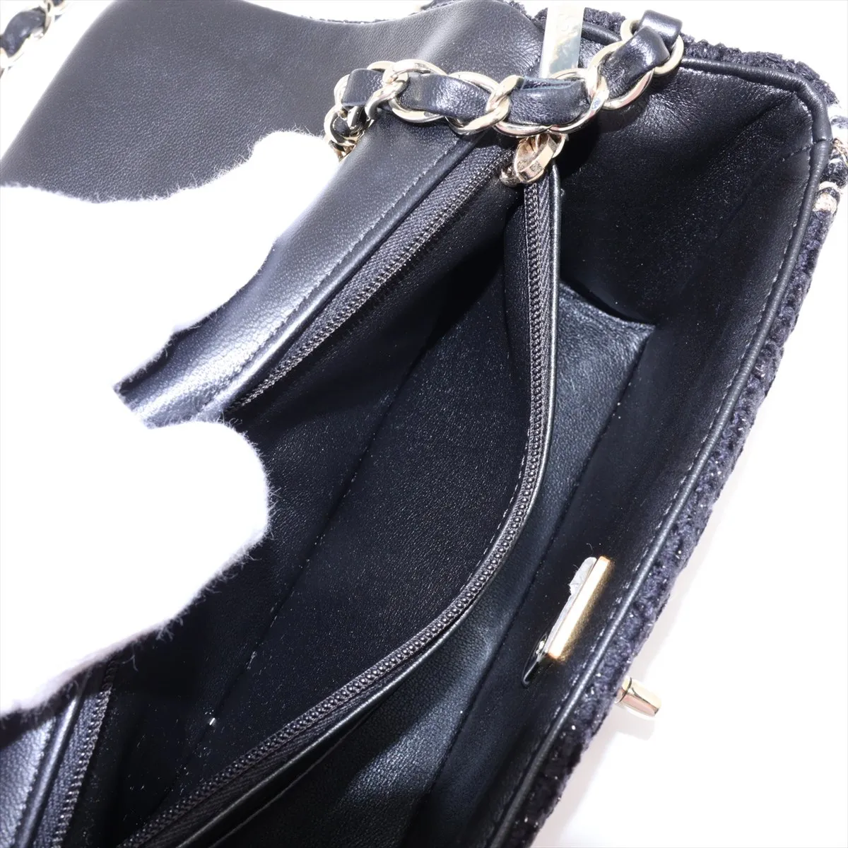 [Individually packaged] Chanel Mini Matelassé 20 Tweed Single Flap Single Chain Bag, Black with Gold Hardware, X2U43LK4, Random Plate, A69900 — view 7