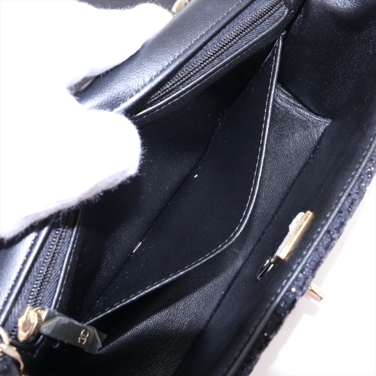 [Individually packaged] Chanel Mini Matelassé 20 Tweed Single Flap Single Chain Bag, Black with Gold Hardware, X2U43LK4, Random Plate, A69900 — view 8