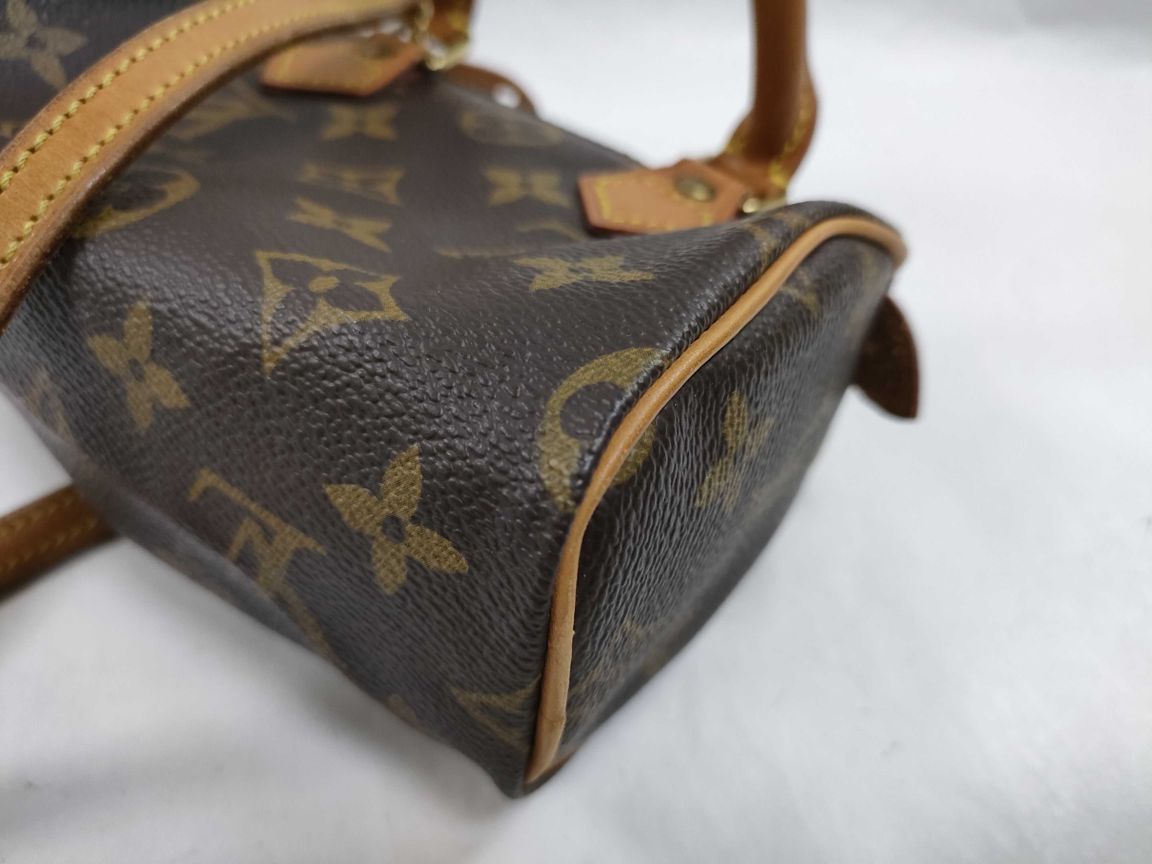 Monogram Louis Vuitton Monogram Mini Speedy M41534 Handbag with Shoulder Strap — view 10