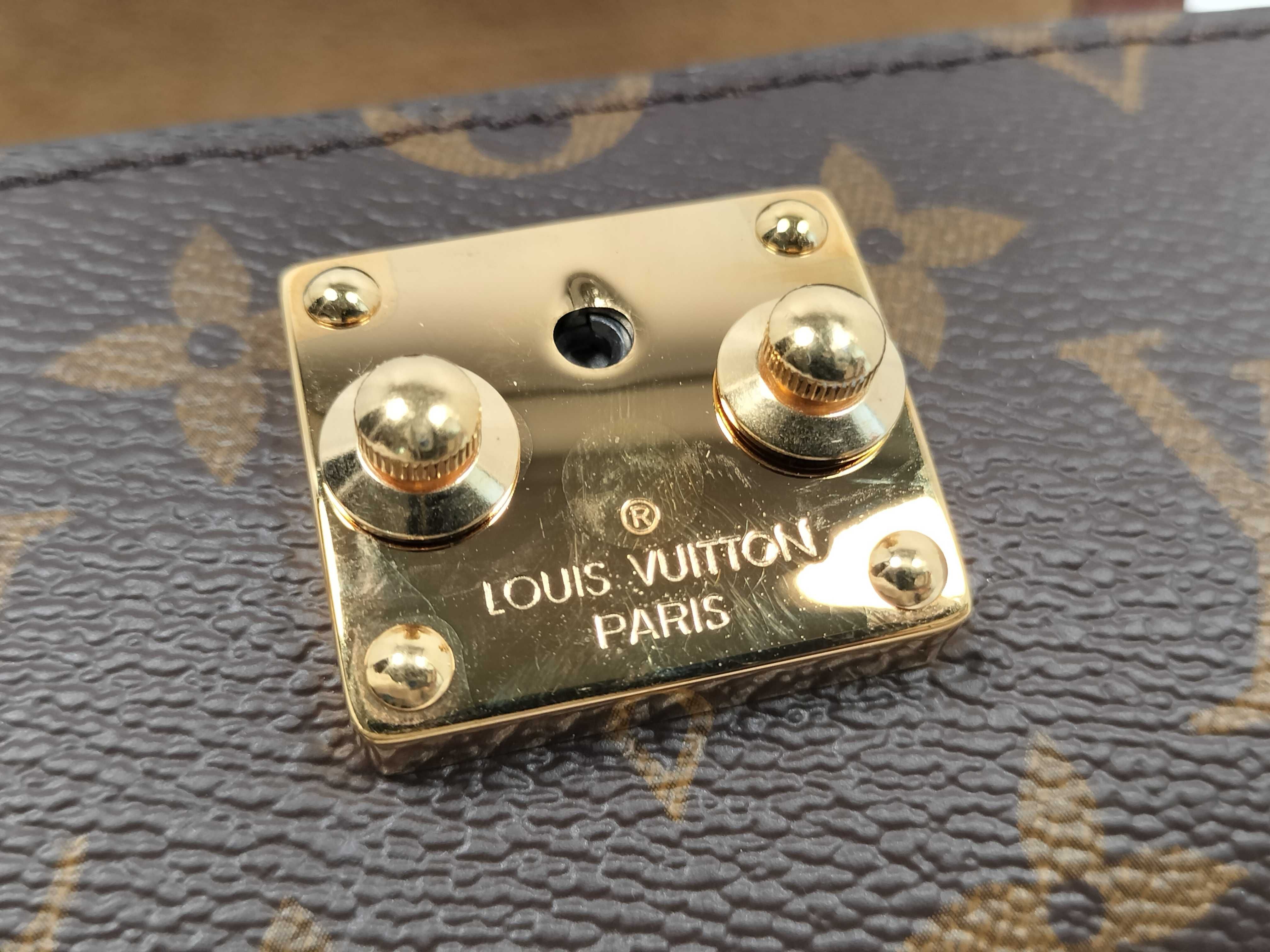 Monogram Louis Vuitton Papillon Shoulder Bag — view 11