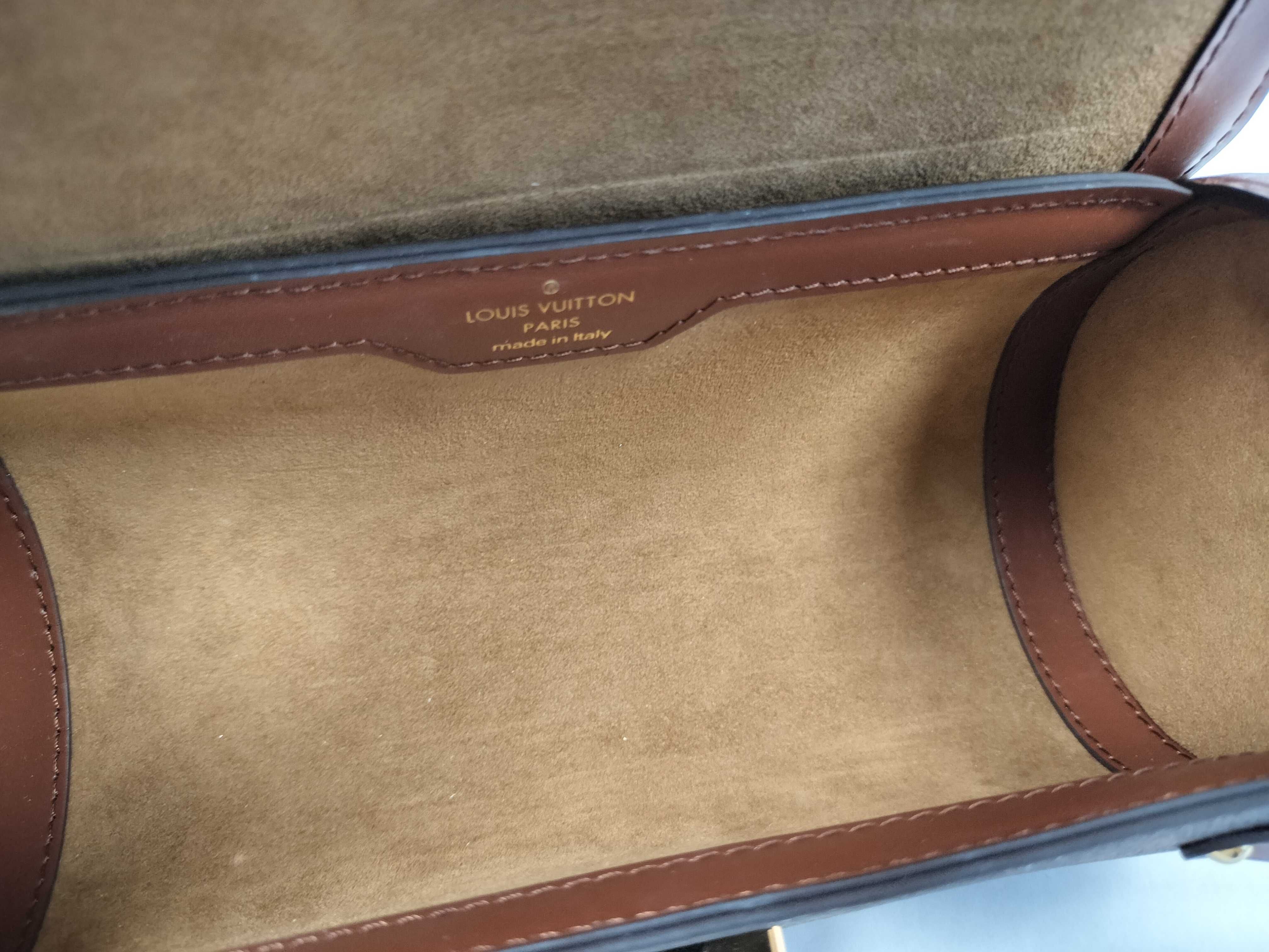Monogram Louis Vuitton Papillon Shoulder Bag — view 9