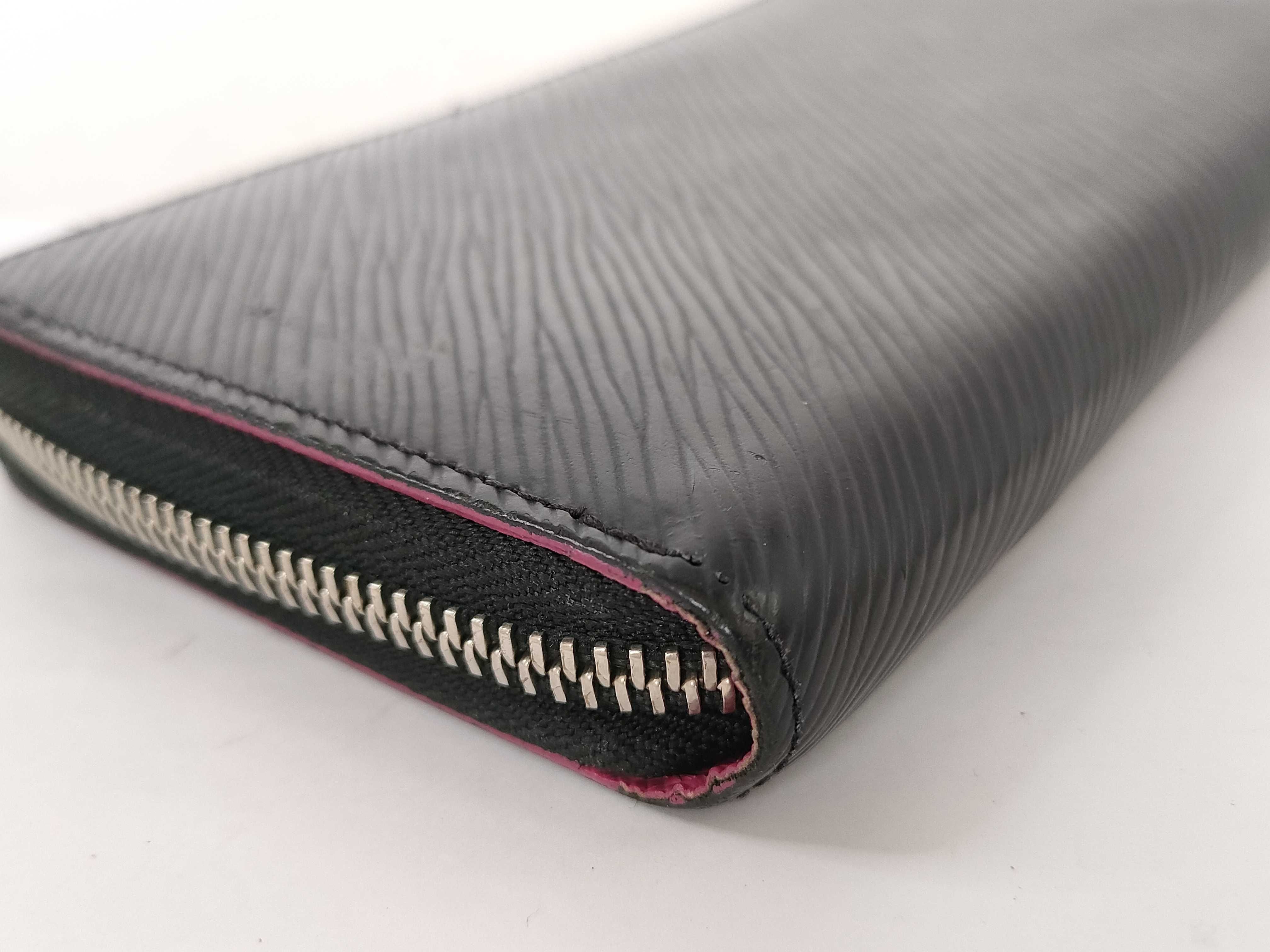 Epi Louis Vuitton Zippy Wallet — view 3
