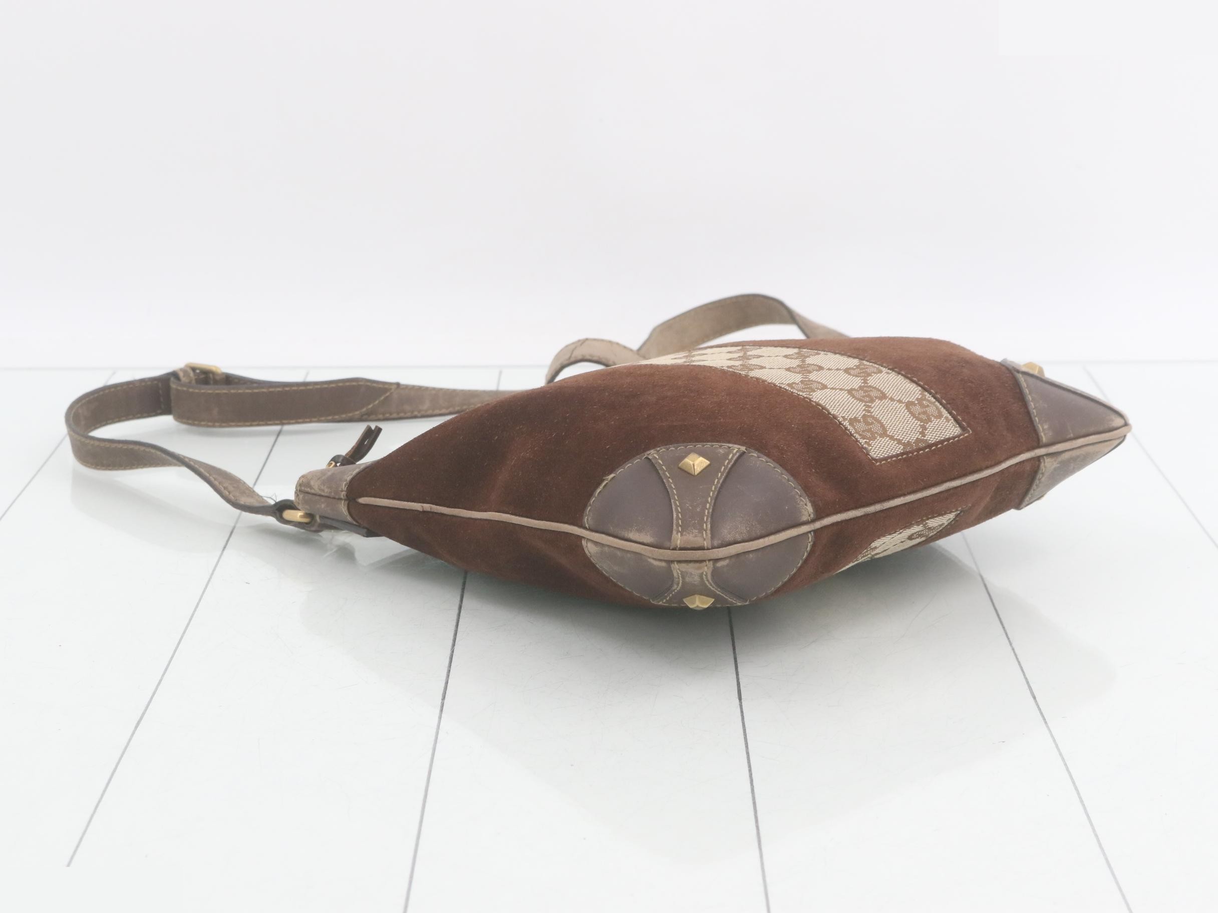 GG Canvas Shoulder Bag — view 5