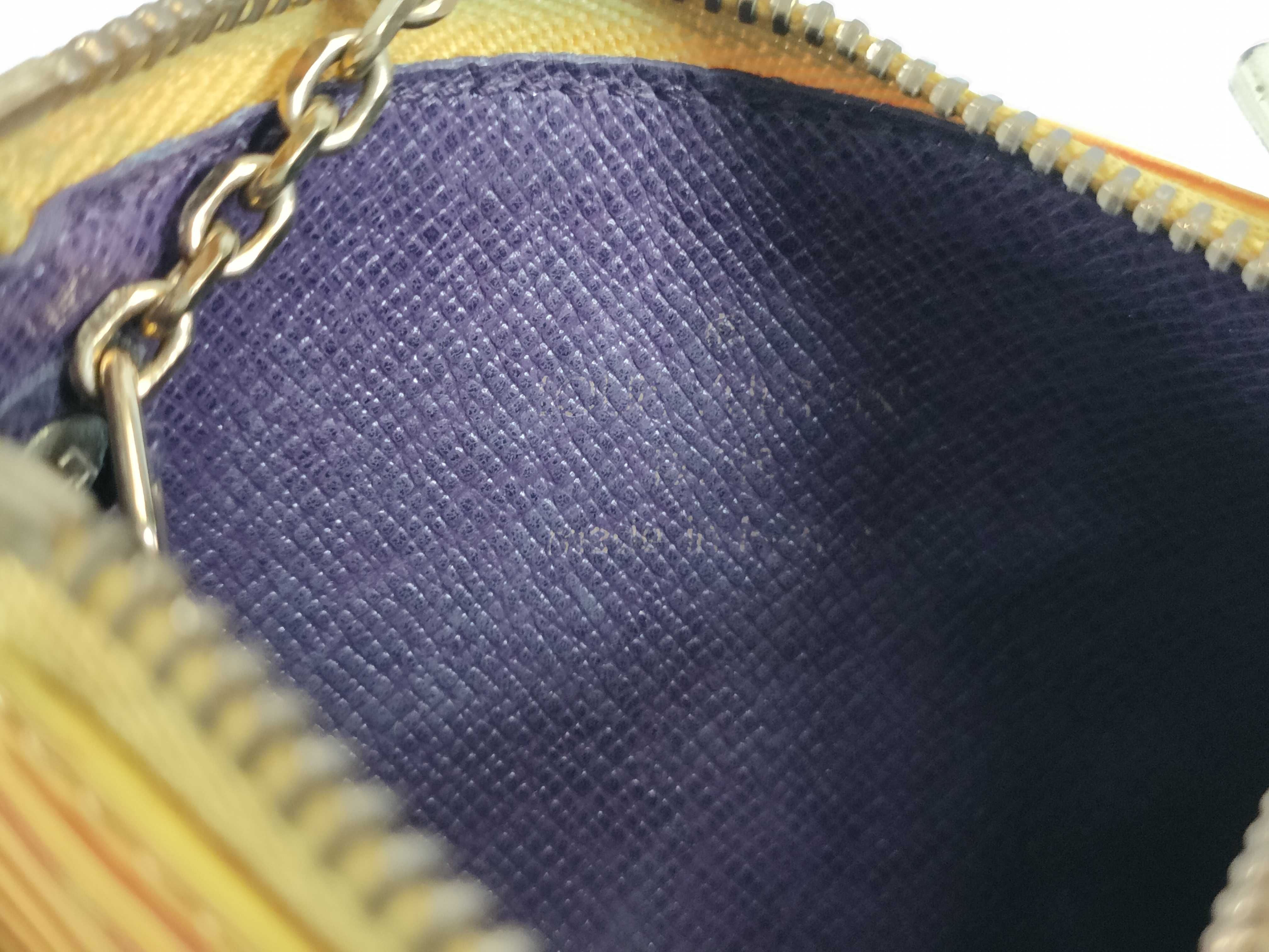 Epi Pochette Clé Coin Case — view 11