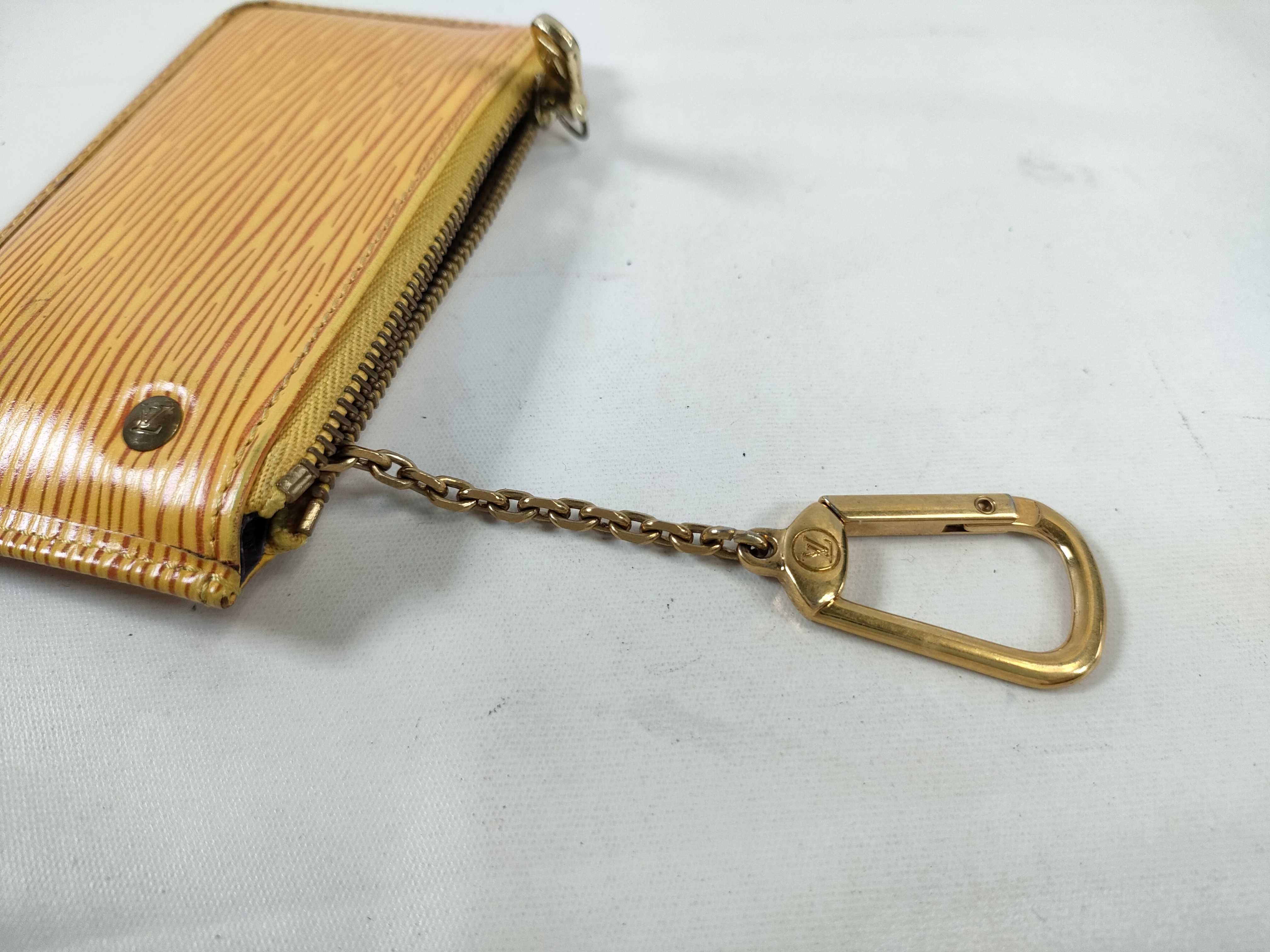 Epi Pochette Clé Coin Case — view 8