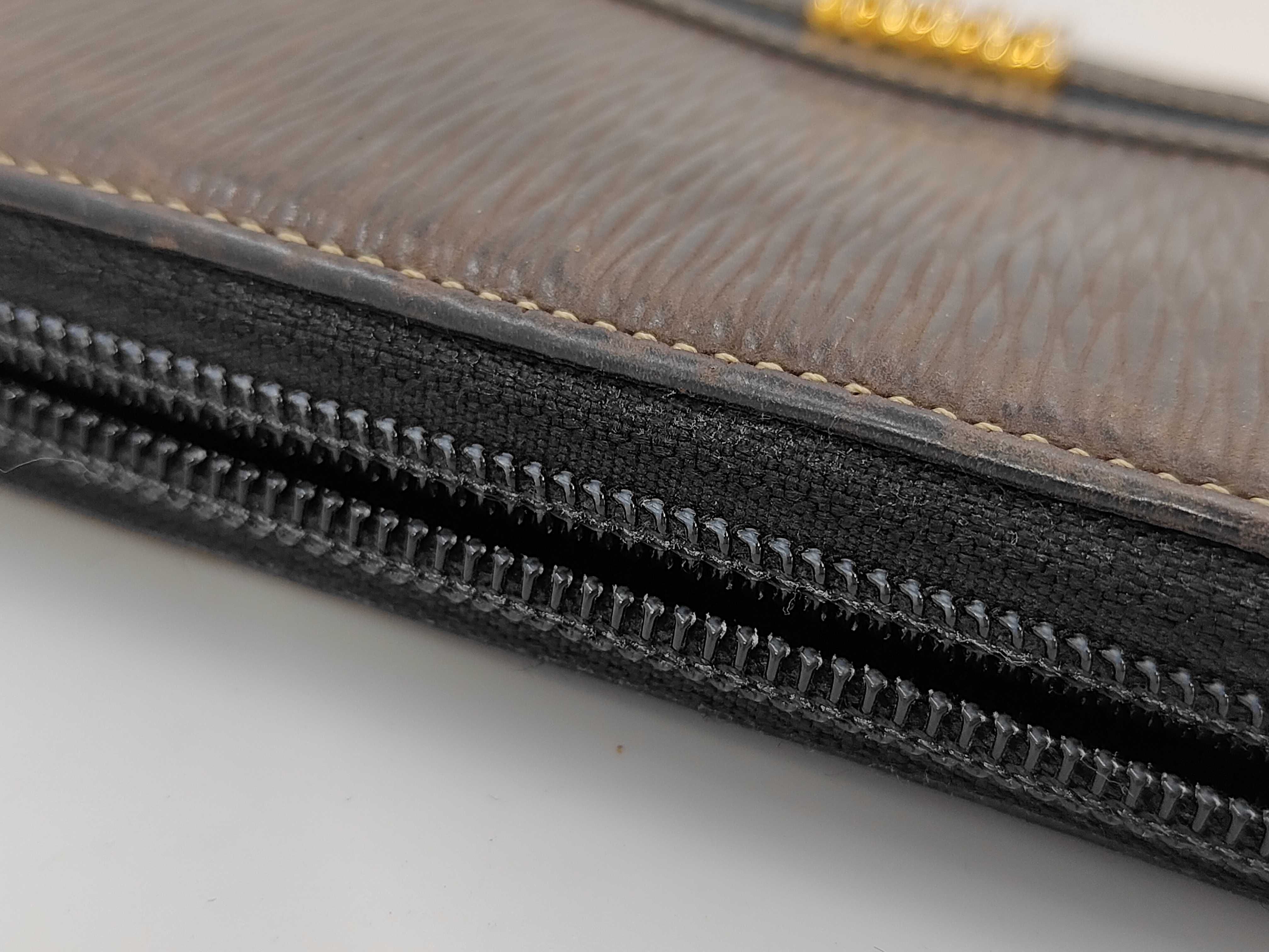 wallet — view 9