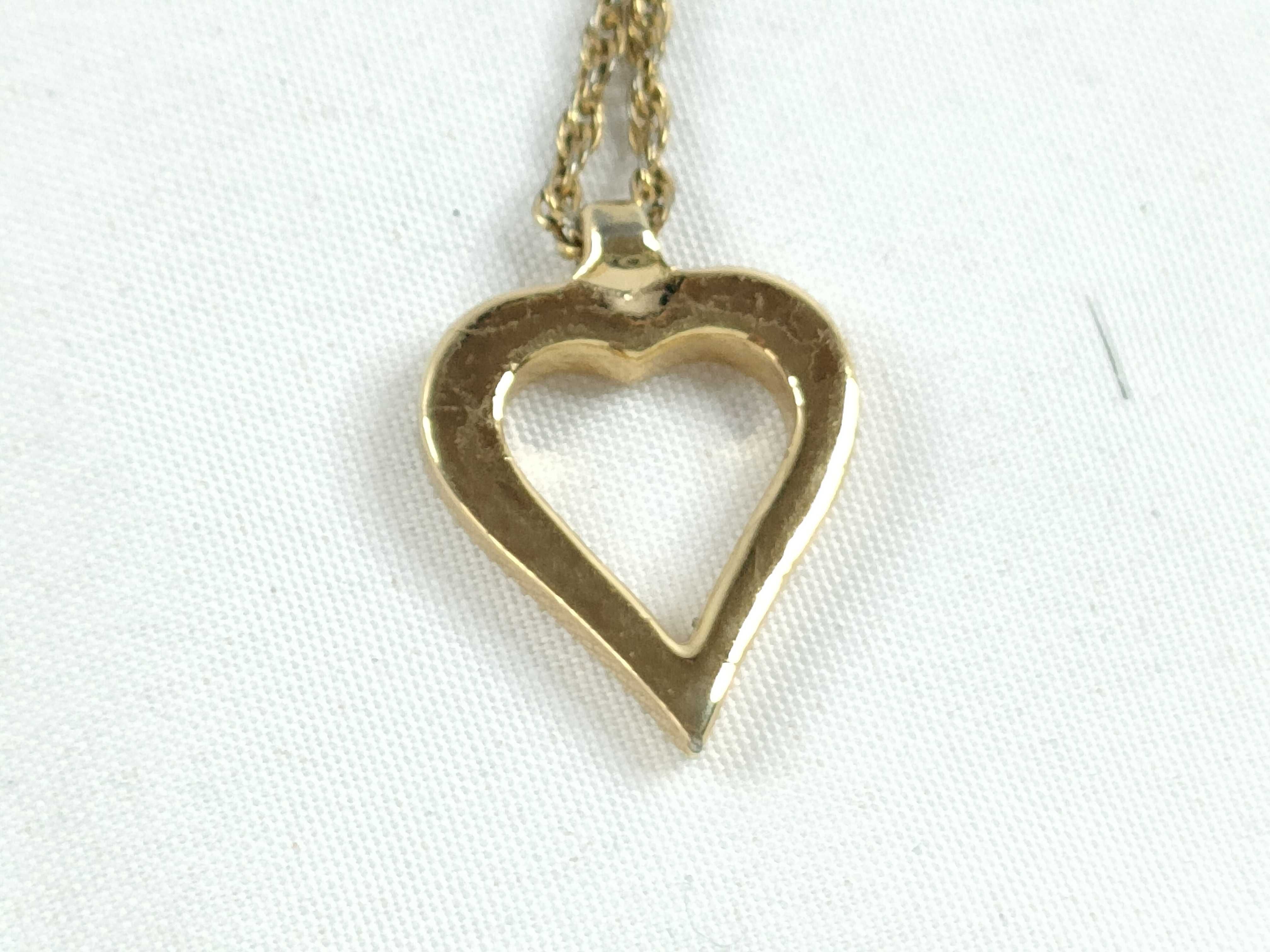 Christian necklace with heart charm, gold necklace — view 2