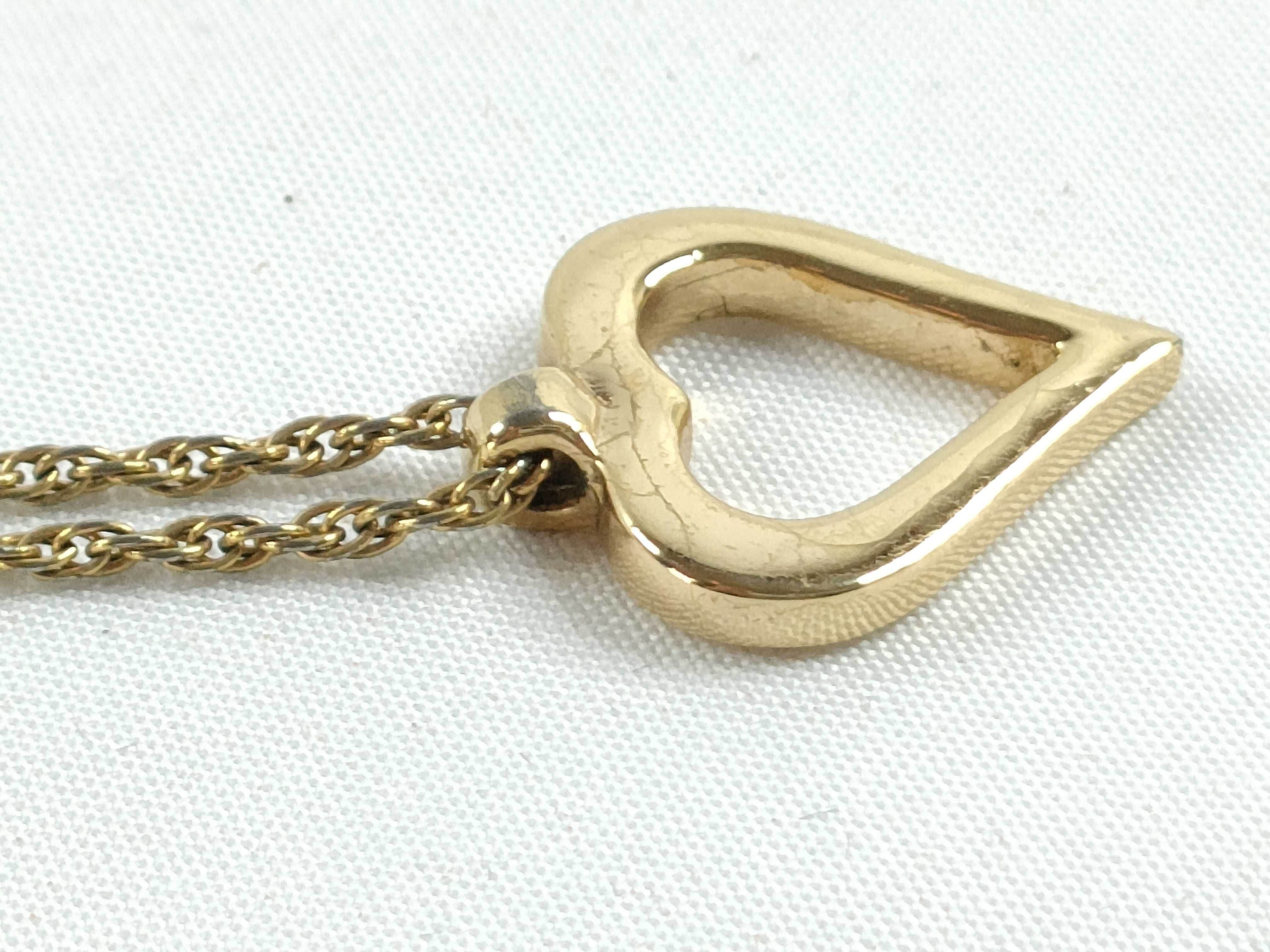 Christian necklace with heart charm, gold necklace — view 4